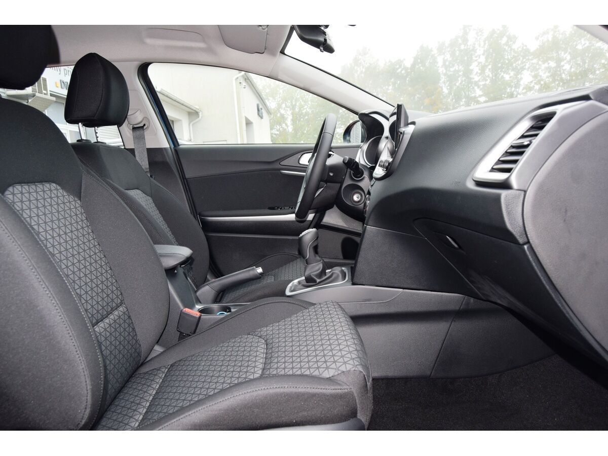Kia Cee´d, 1,5 T-GDi SPIN, NAVIGACE - fotka 4