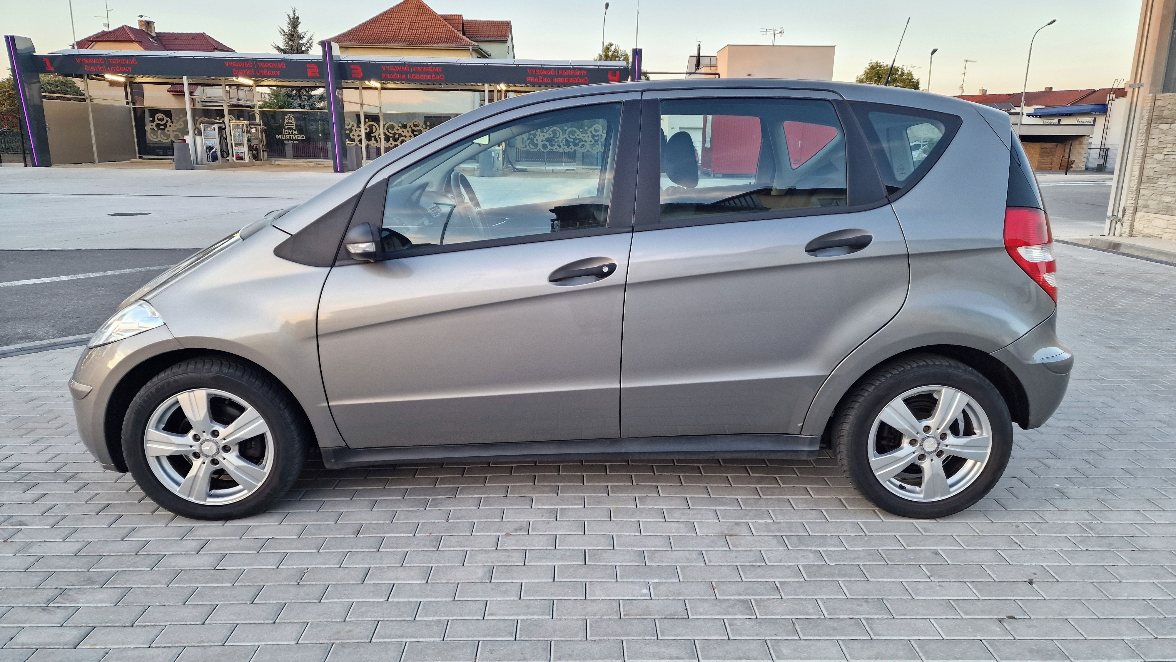 Mercedes-Benz Třídy A, Spotřeba 4,8L na 100Km ! - fotka 5