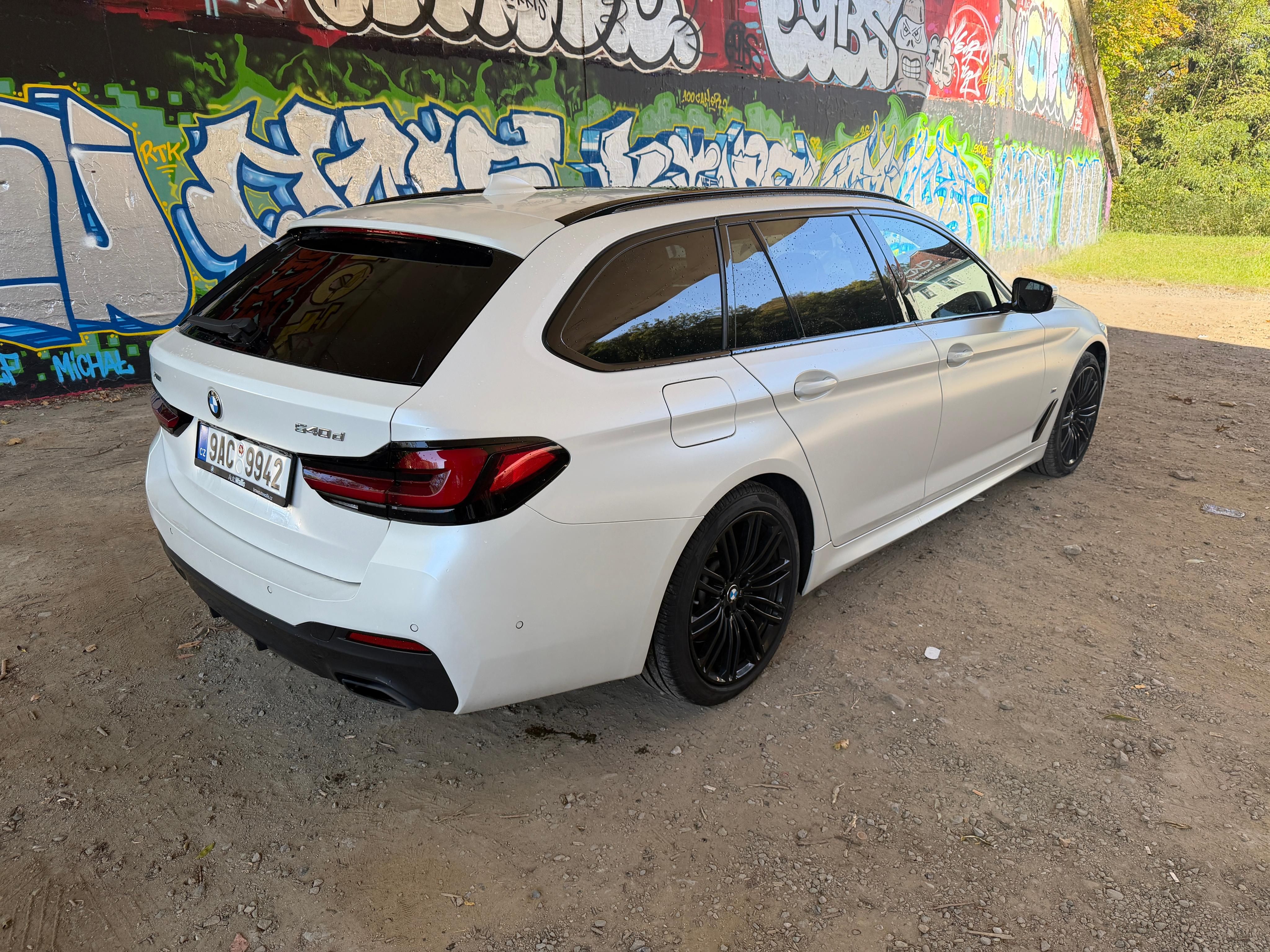BMW Řada 5, 540D xDrive M sport/Laser - fotka 4