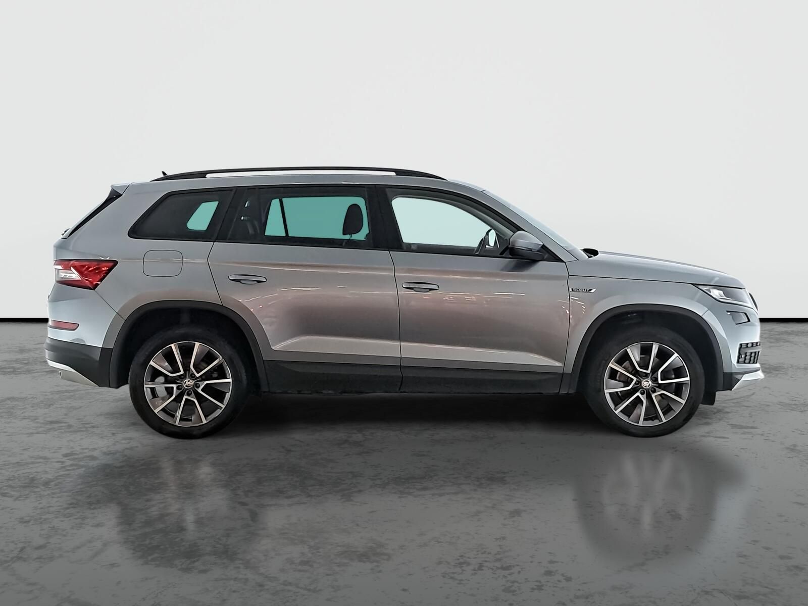 Škoda Kodiaq, 2.0 TSI, Scout, 4X4, Automat - fotka 6