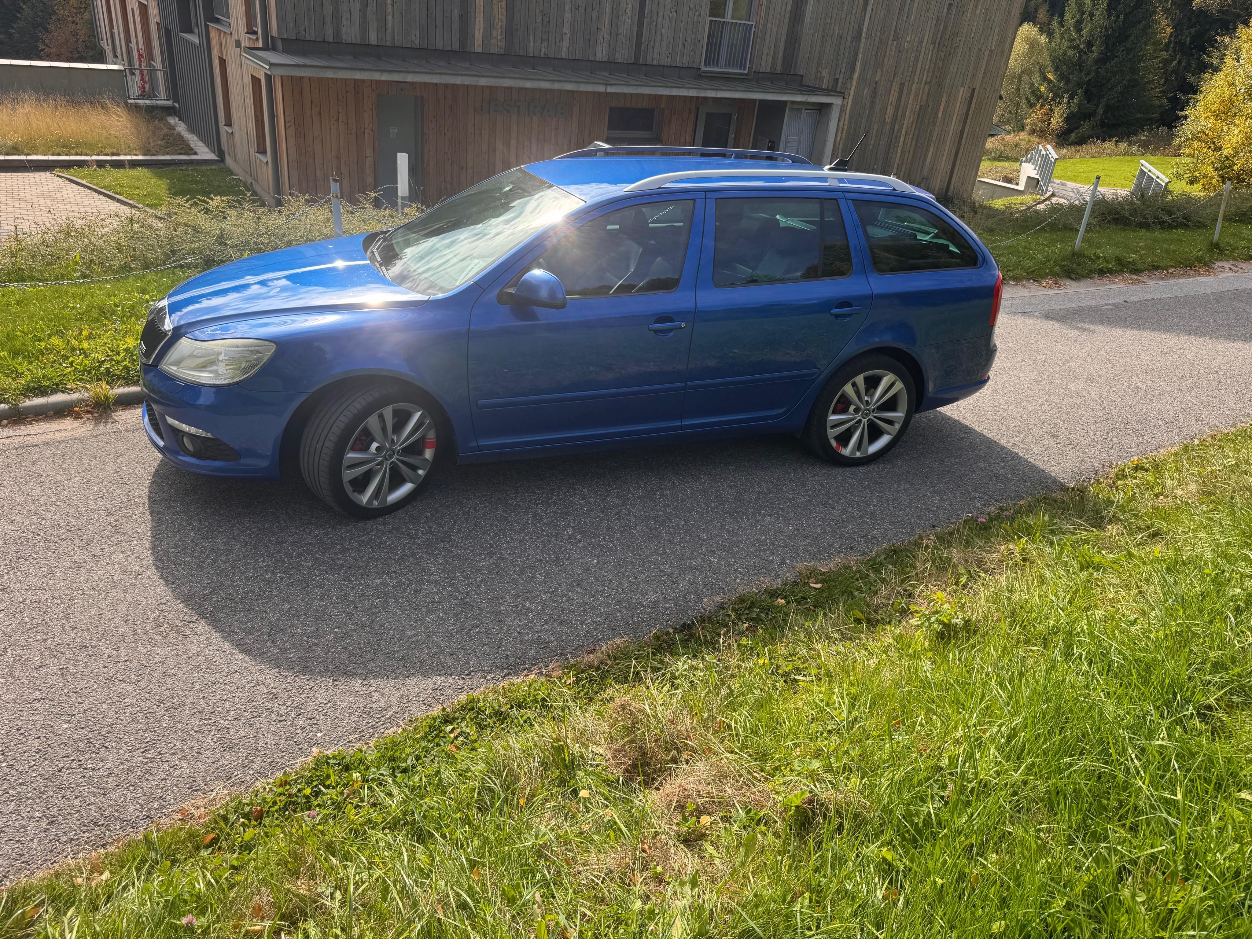 Škoda Octavia, Octavia RS 2.0tdi - fotka 2