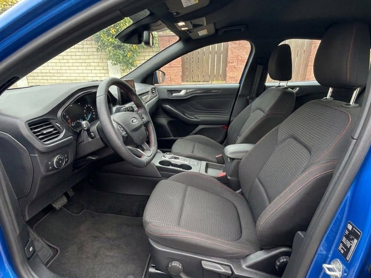 Ford Focus, 1.5 134kw 8AT ST-LINE 33.800km - fotka 4