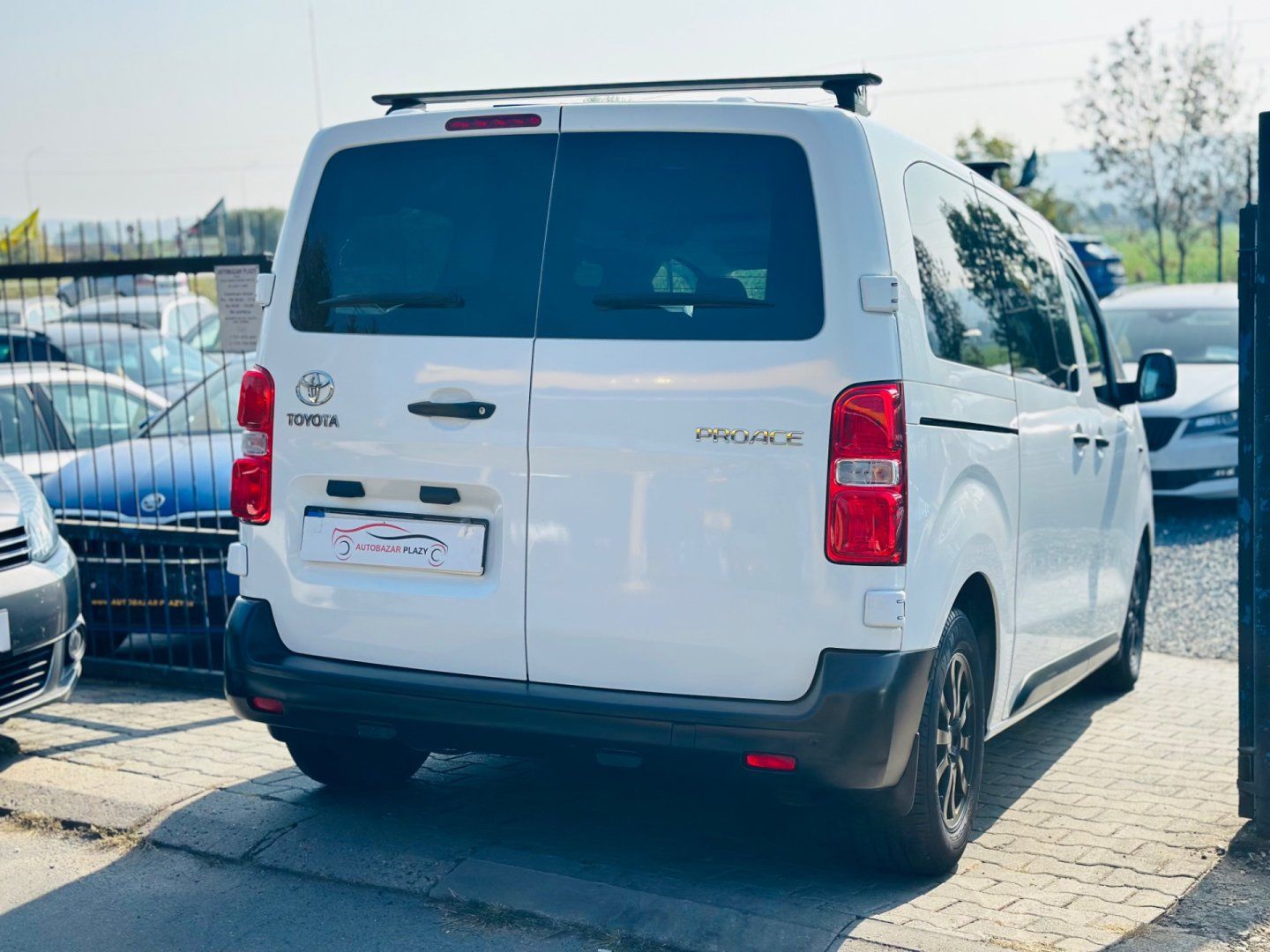 Toyota Proace, 2.0D 6 MÍST,VÝHŘEV SED.,100%KM - fotka 6