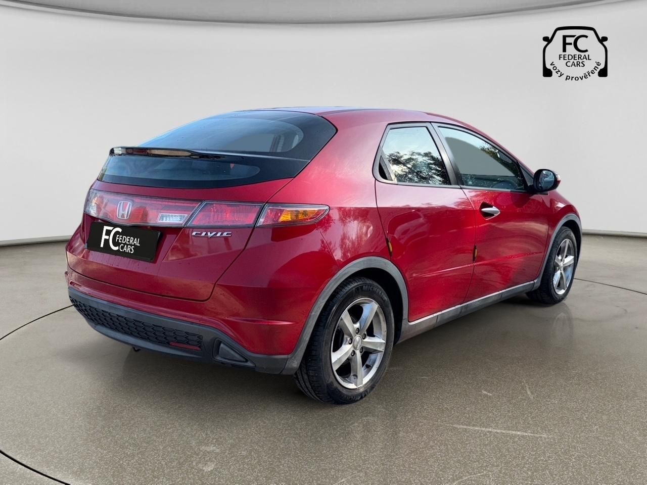 Honda Civic, 1.4 Comfort - fotka 5