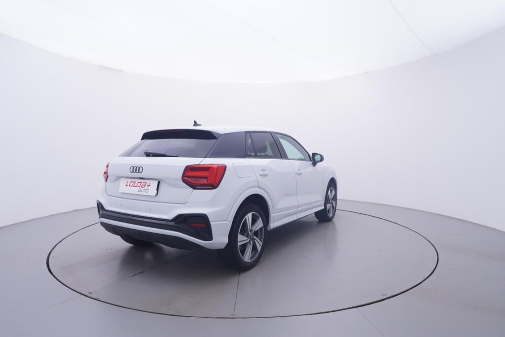 Audi Q2, S-line 1.5 TFSI 110 kW - fotka 5