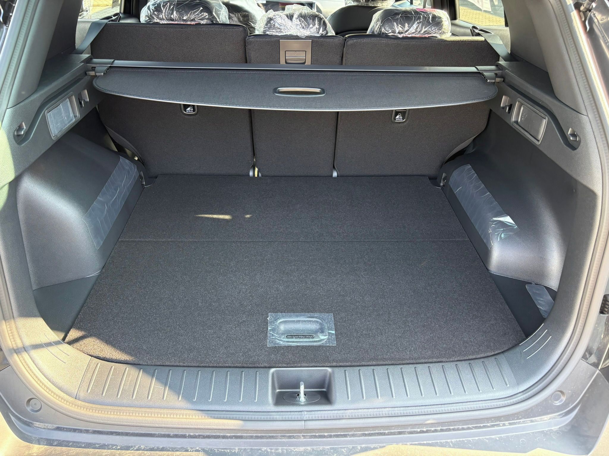 Kia Sportage, 1,6 T-GDi GPF 4x2 7DCT BLACK - fotka 5