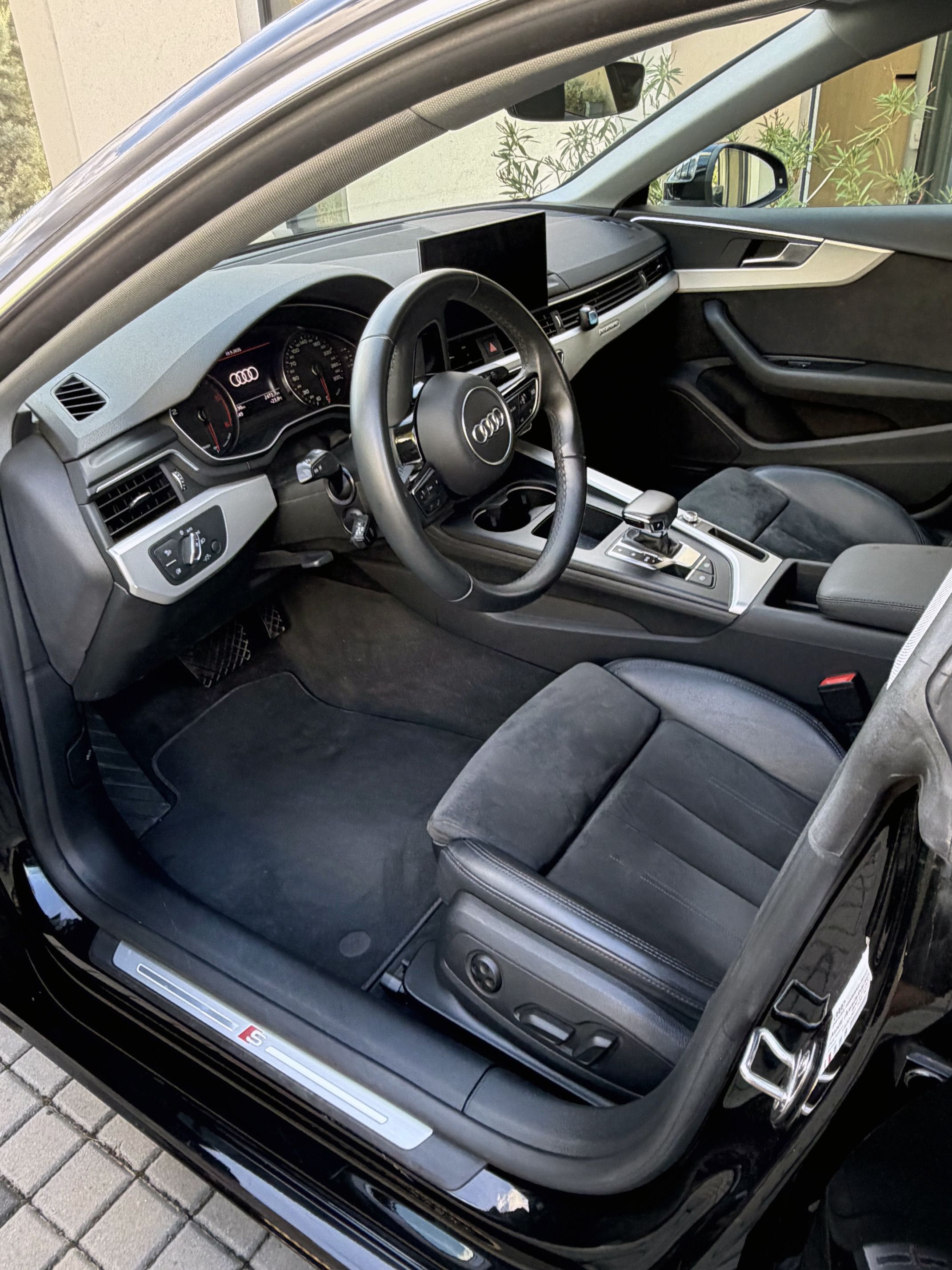 Audi A5, AUDI A5,Quattro,S line,150 kW - fotka 3