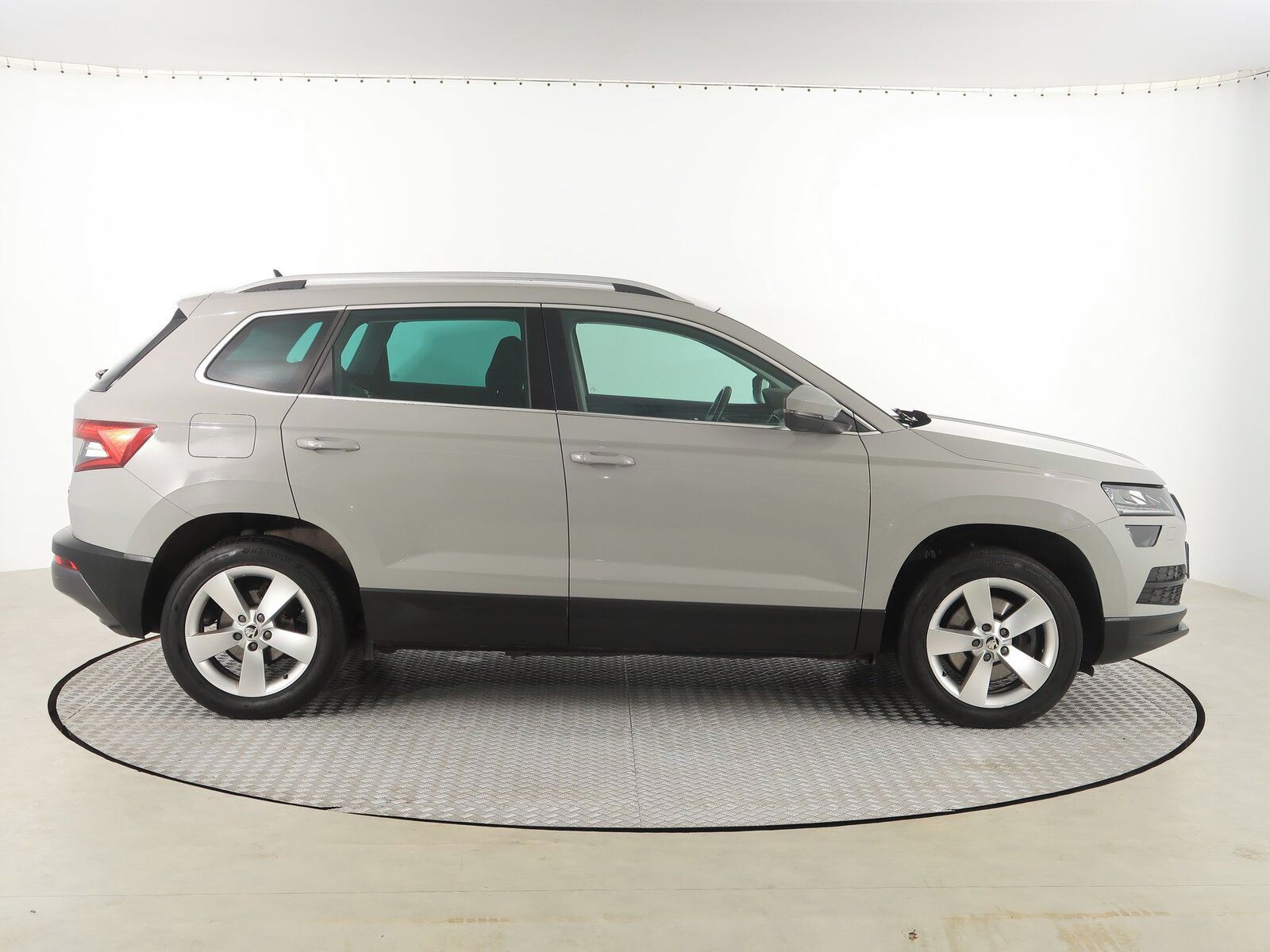 Škoda Karoq, 1.6 TDI, Style, Navi - fotka 6