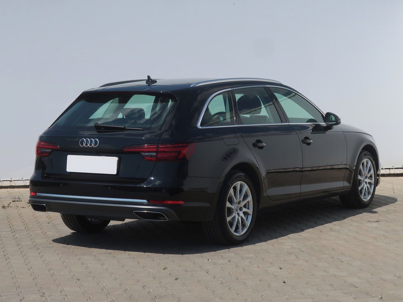 Audi A4, 35 TFSI, Serv.kniha - fotka 5