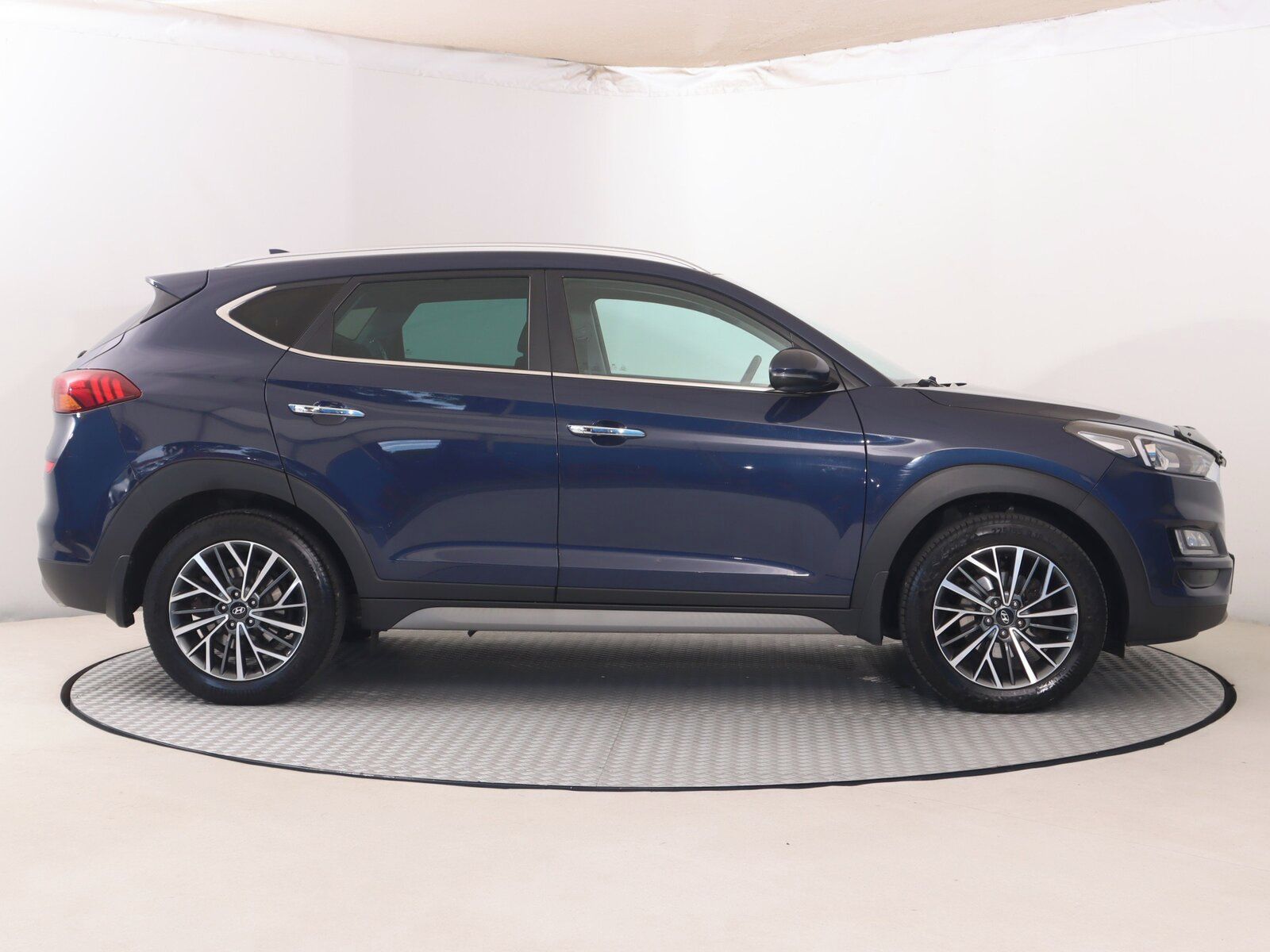 Hyundai Tucson, 1.6 T-GDI, 4X4, Serv.kniha - fotka 6