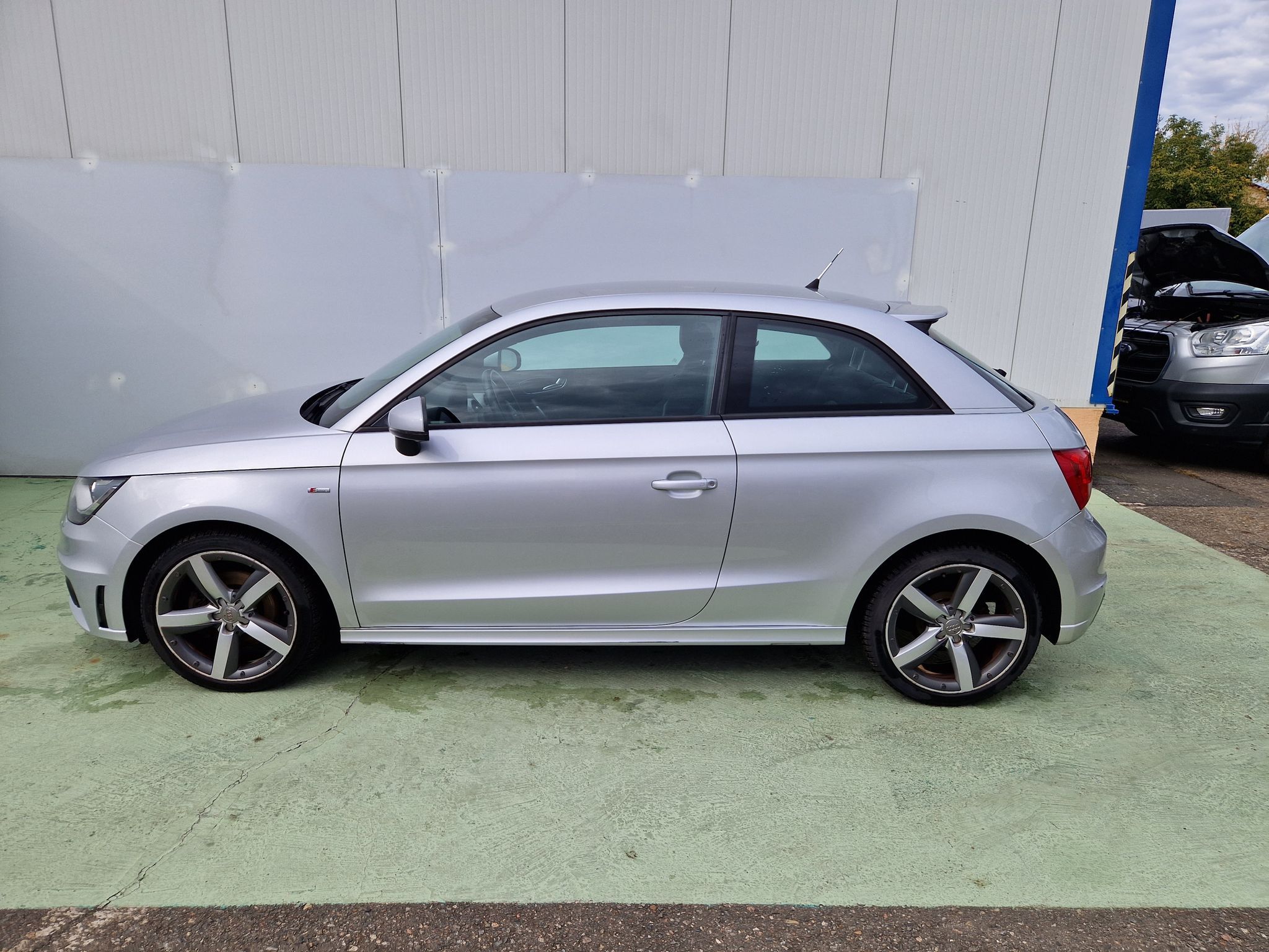 Audi A1, Ambition 1.4TFSI S-Line - fotka 4