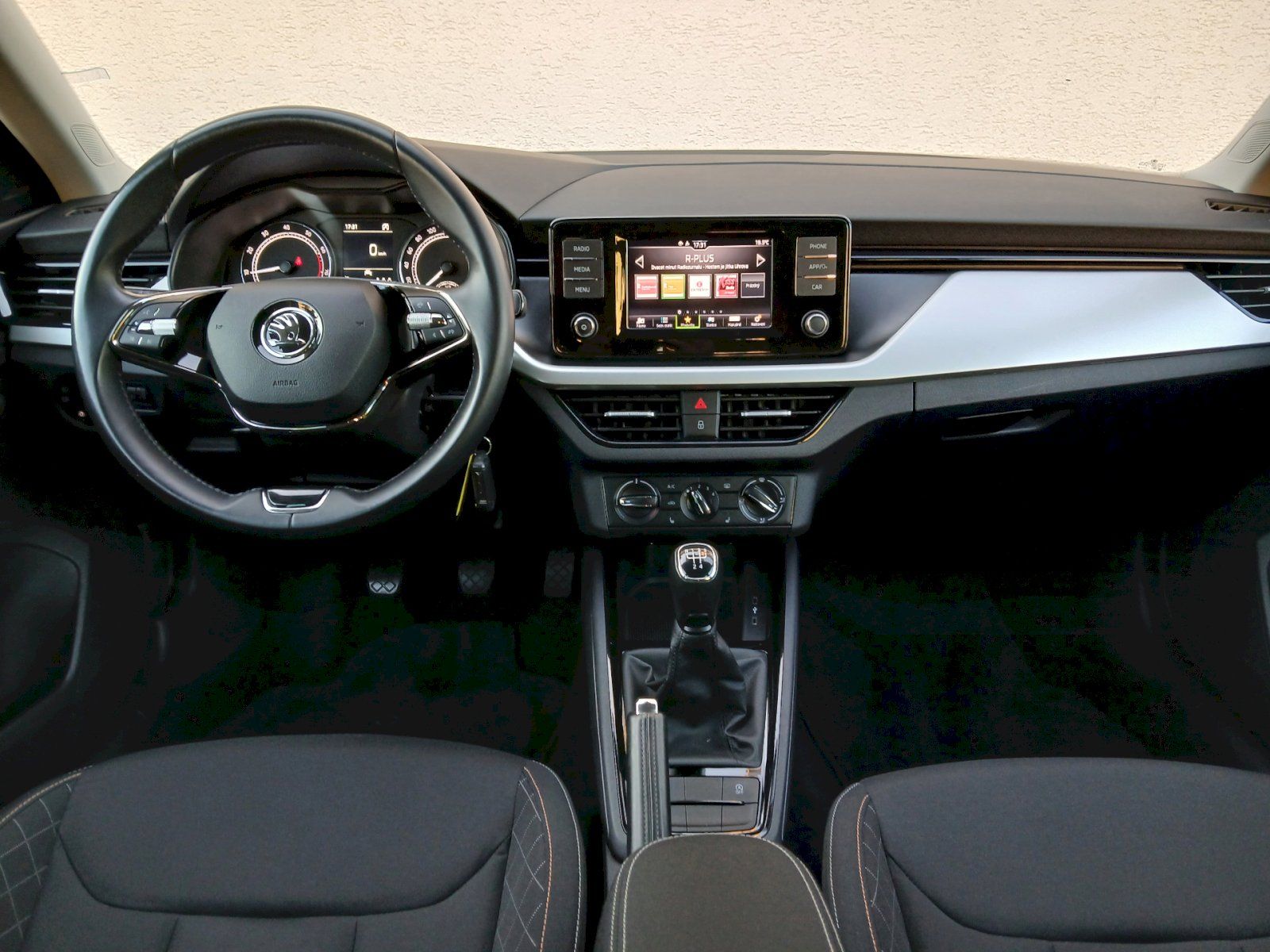 Škoda Scala, 1.0 TSI AMBITION - fotka 5