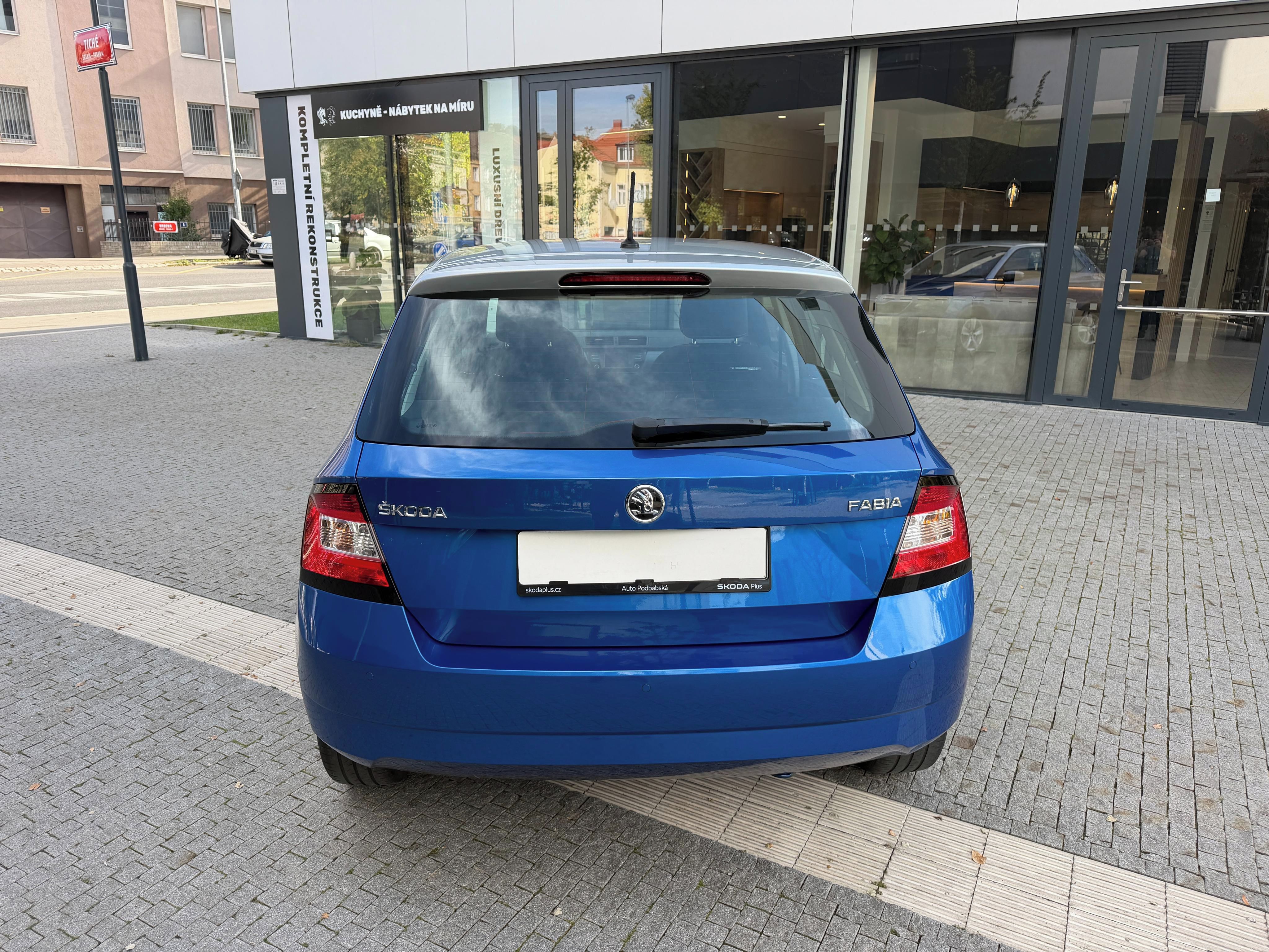 Škoda Fabia, 1,0tsi81kw Style Colour concep - fotka 4