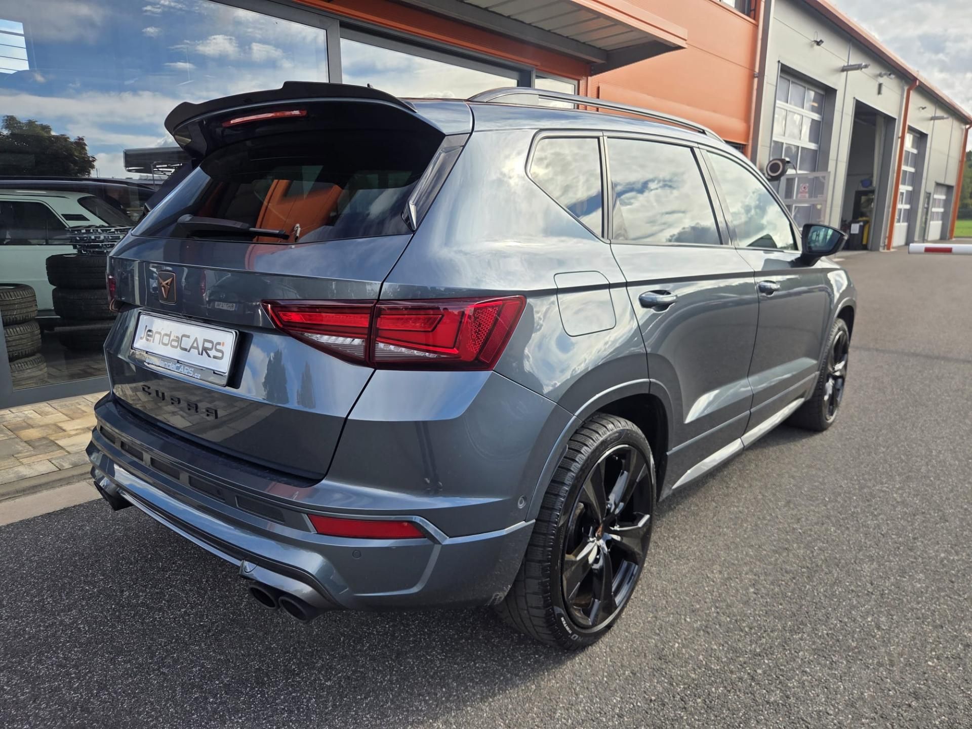 Seat Ateca, CUPRA 2.0 TSI - fotka 2
