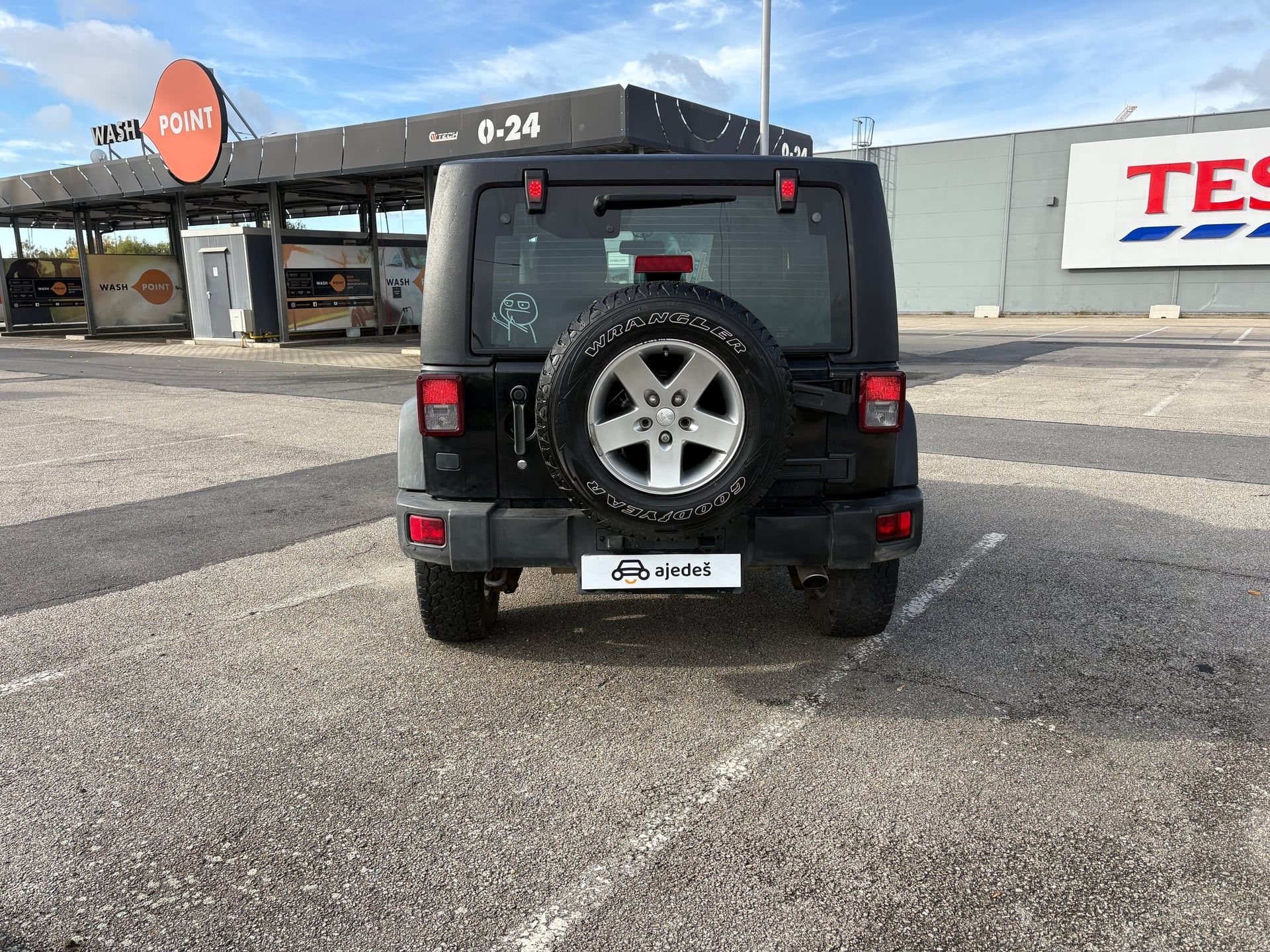 Jeep Wrangler, 3.6 V6/Sport/4x4/209kW/M/T - fotka 6