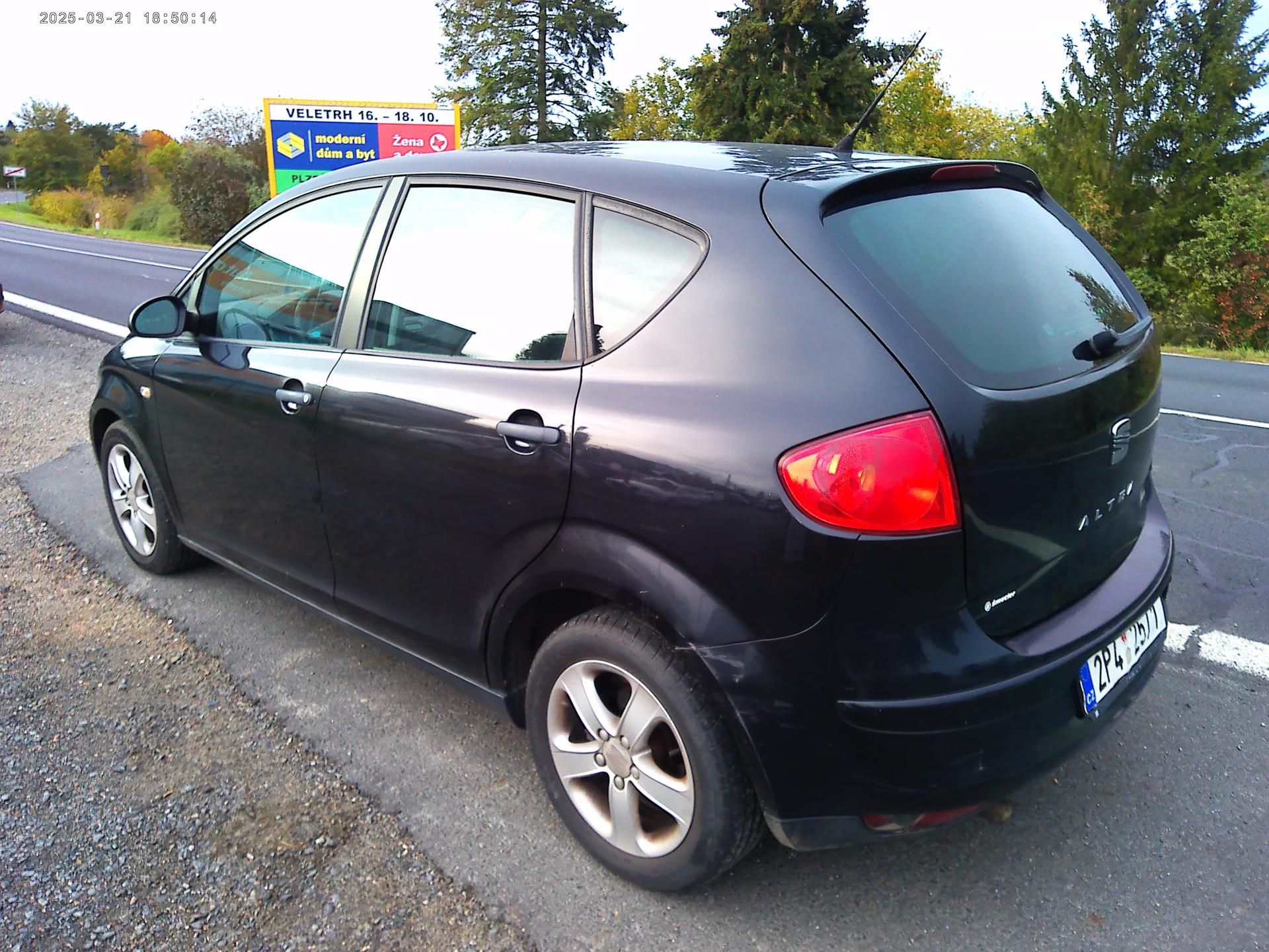 Seat Altea, 1.6 i, 75 kW, klima, nová STK - fotka 3