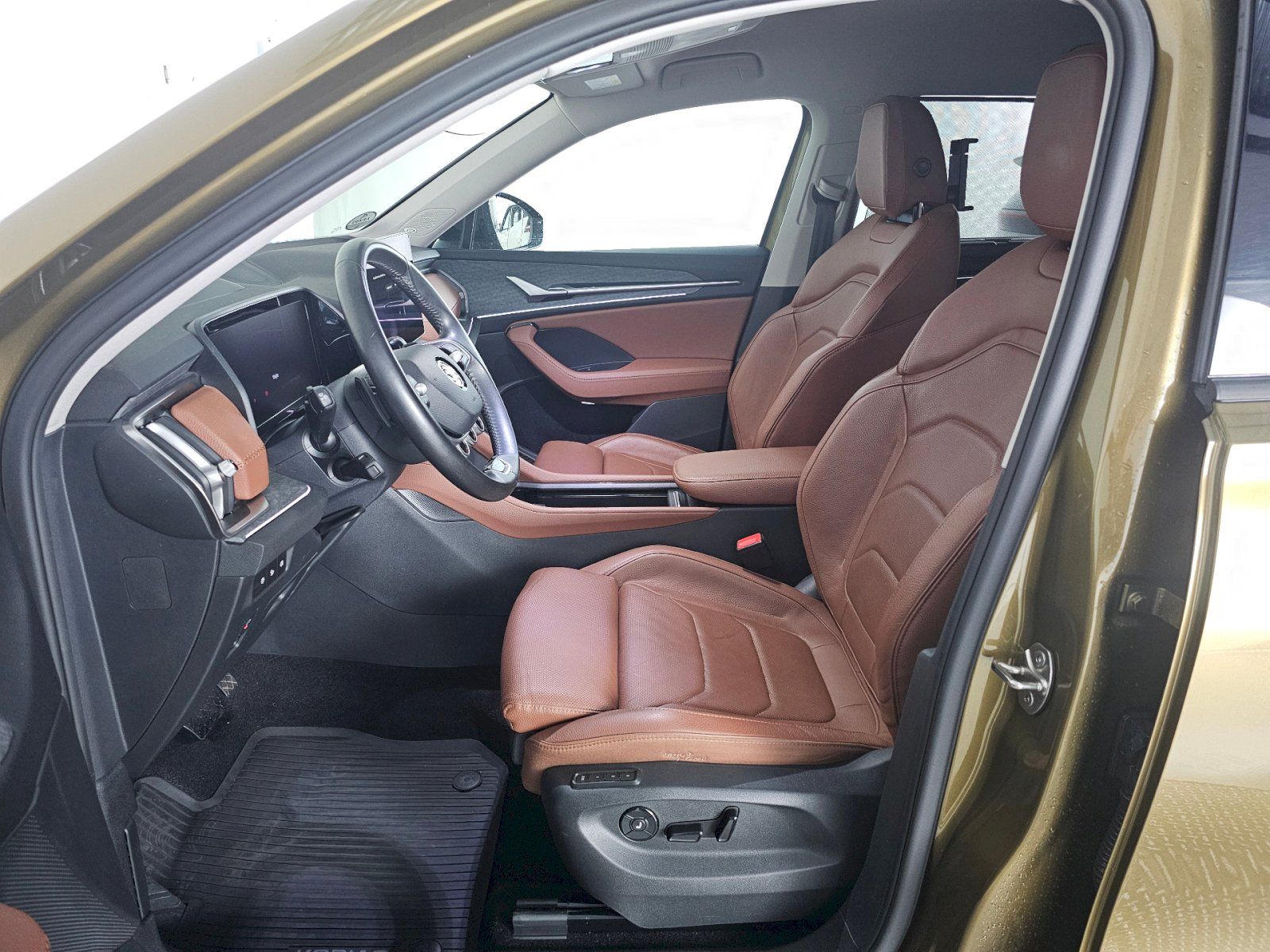 Škoda Kodiaq, 2.0TDI 110kW DSG EXCLUSIVE TAŽ - fotka 6