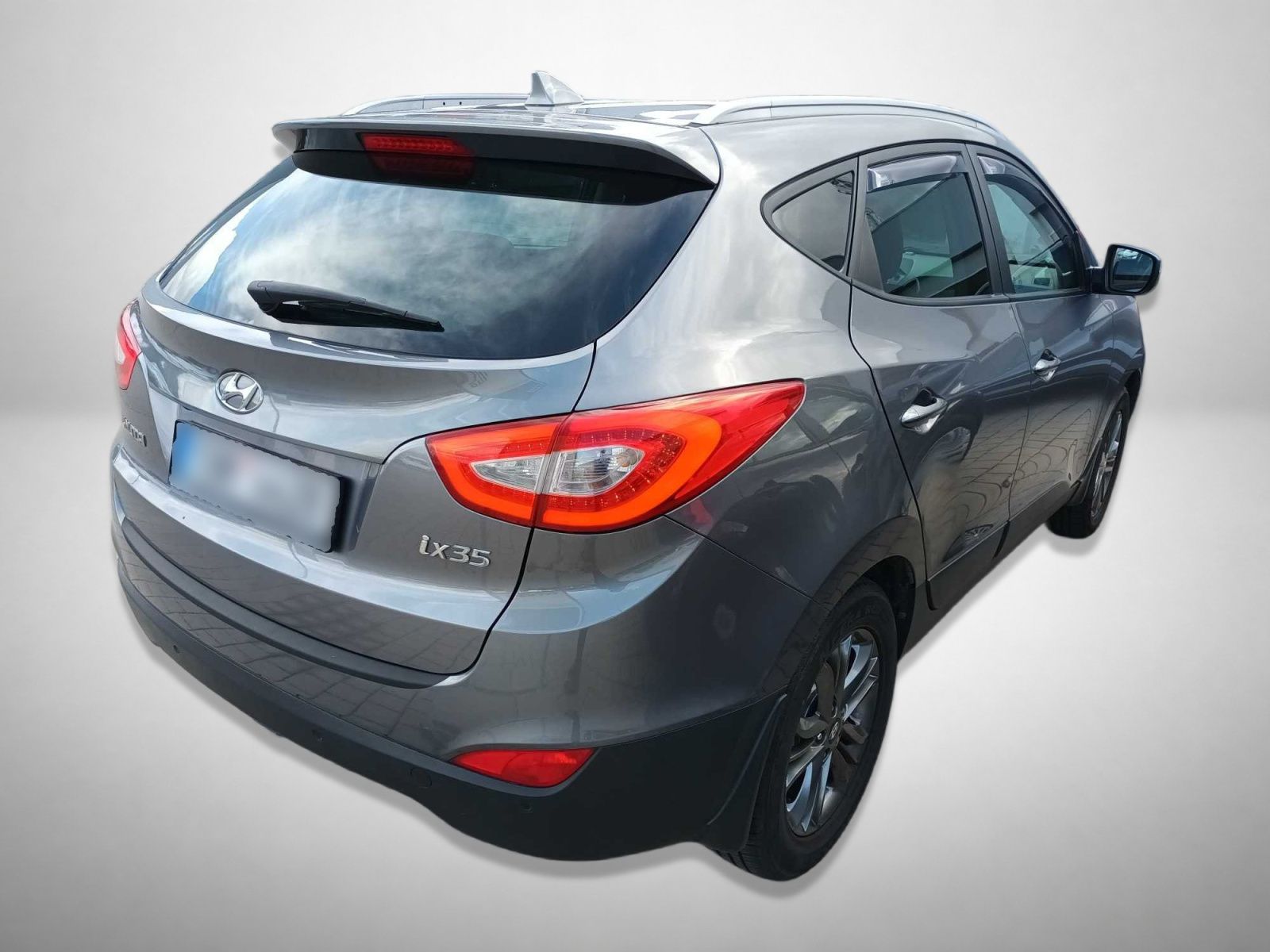 Hyundai ix35, 1.6 GDI, Navi, Kožené sedačky - fotka 2