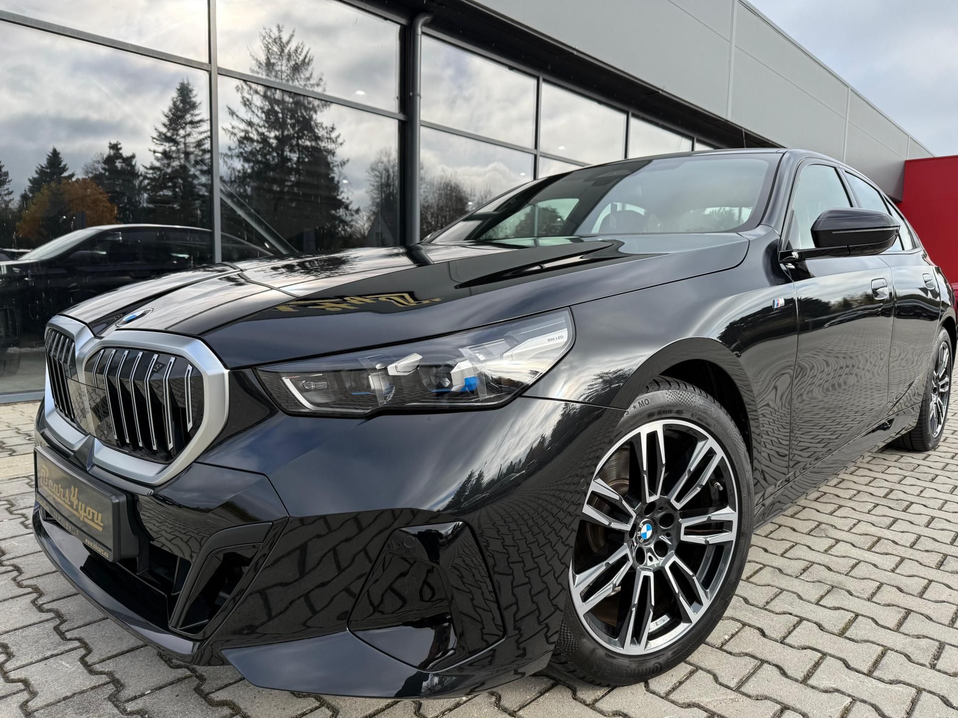 BMW Řada 5, 520D 145kW M-PAKET LED KAMERA!