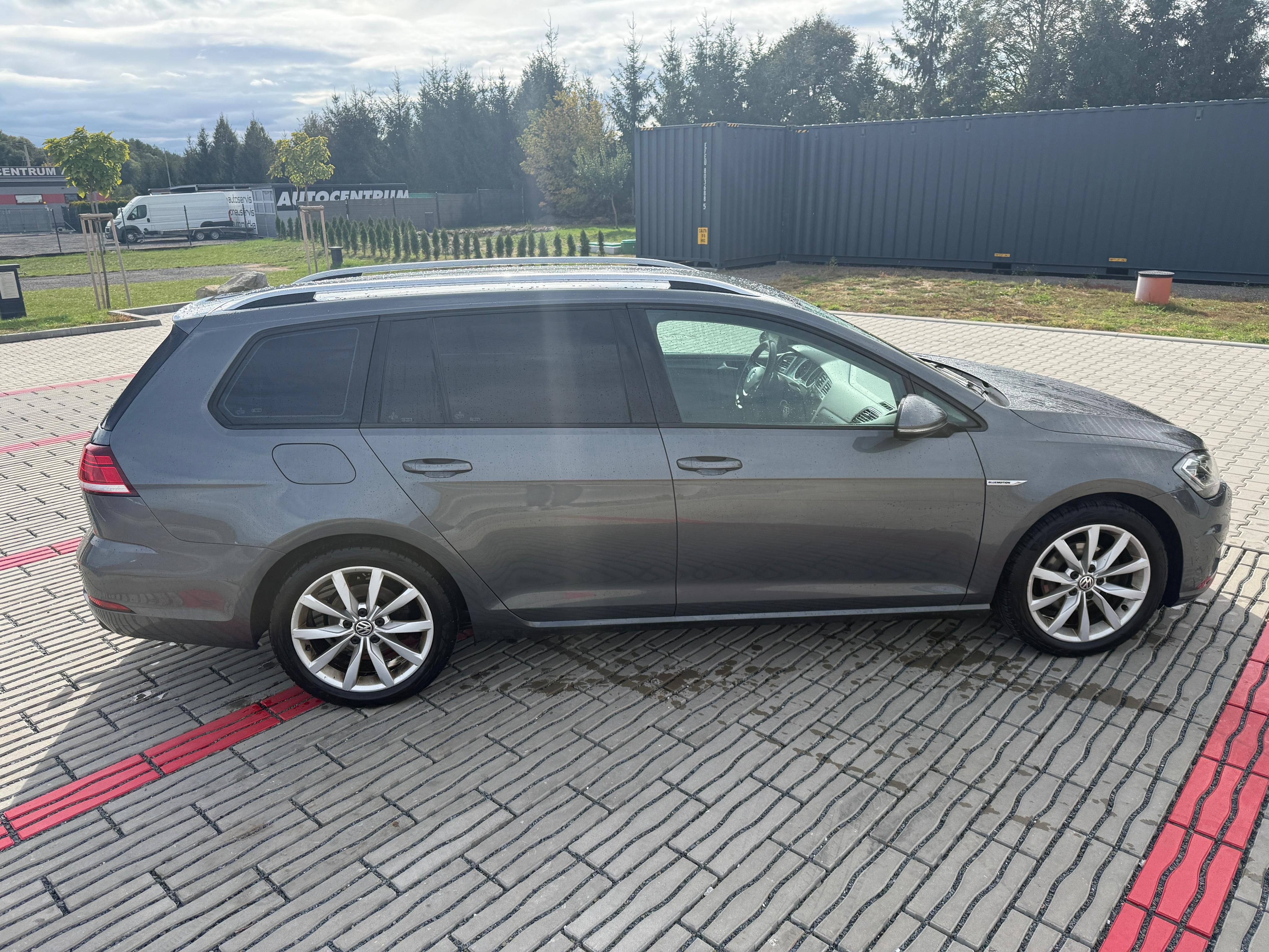 Volkswagen Golf, VW Golf 1,5 TSI 96kw ME - fotka 3