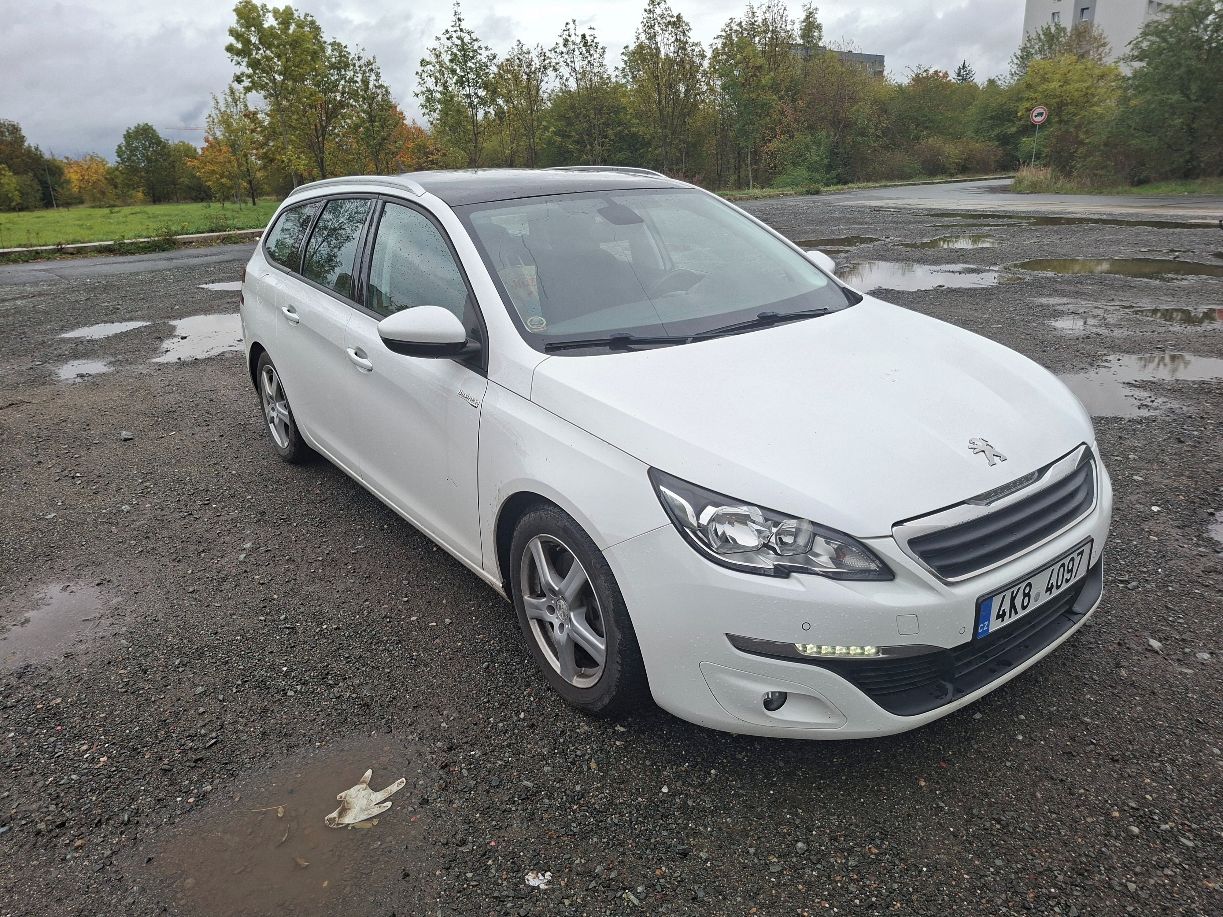 Peugeot 308 - fotka 2