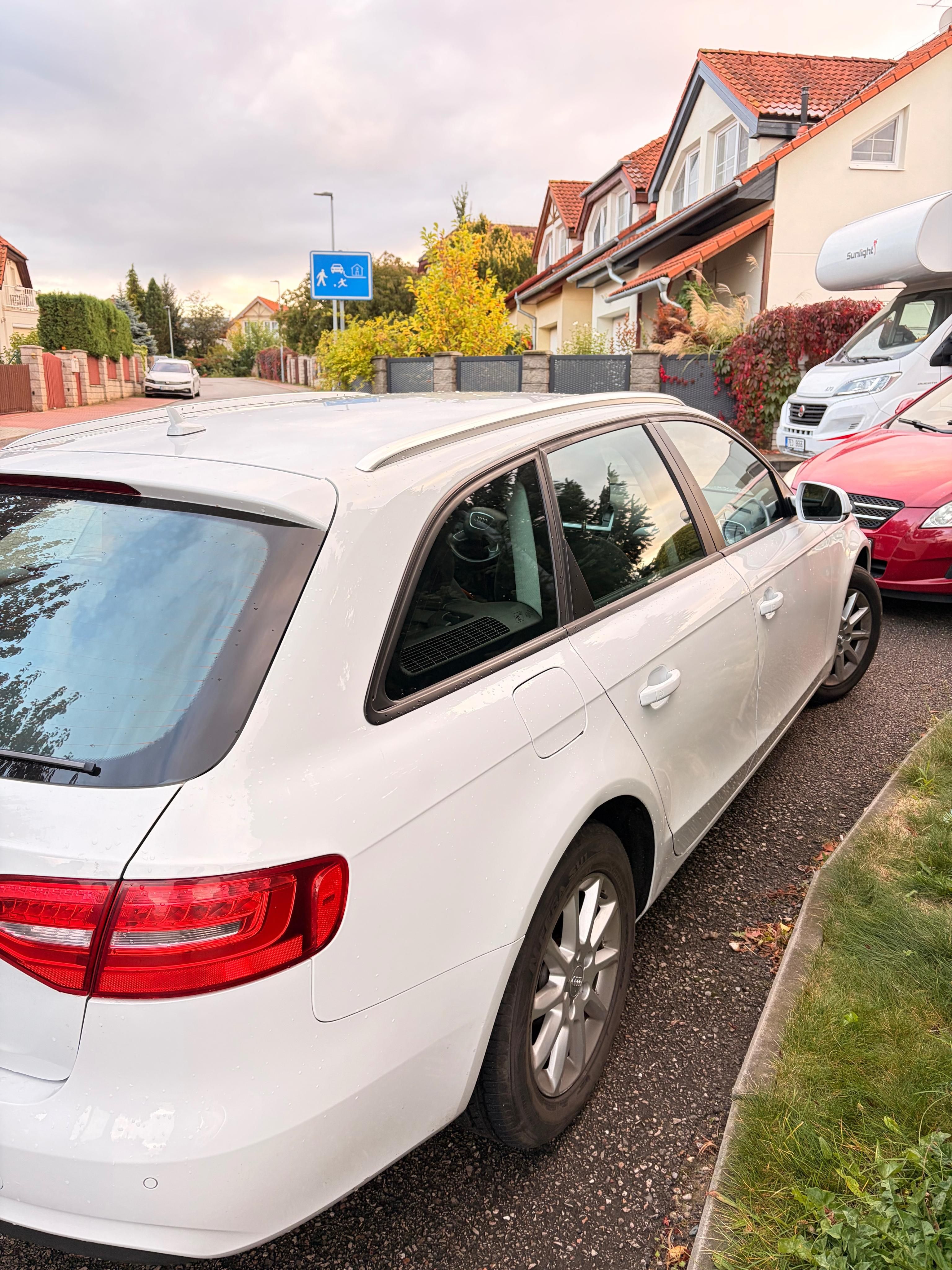 Audi A4 Avant, 2.0. TDI - fotka 5