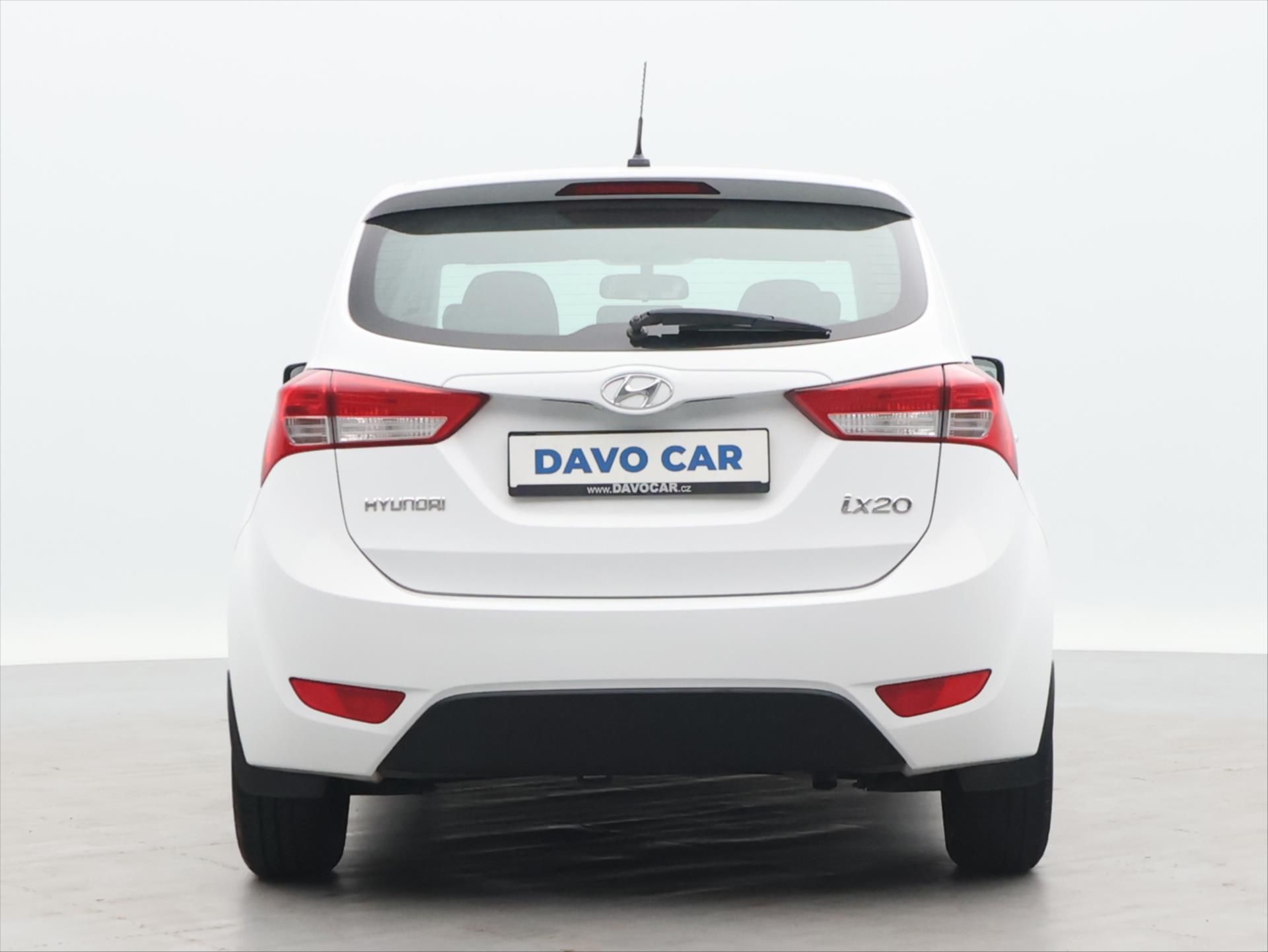 Hyundai ix20, 1,4 CVVT 66kW Trikolor CZ - fotka 6