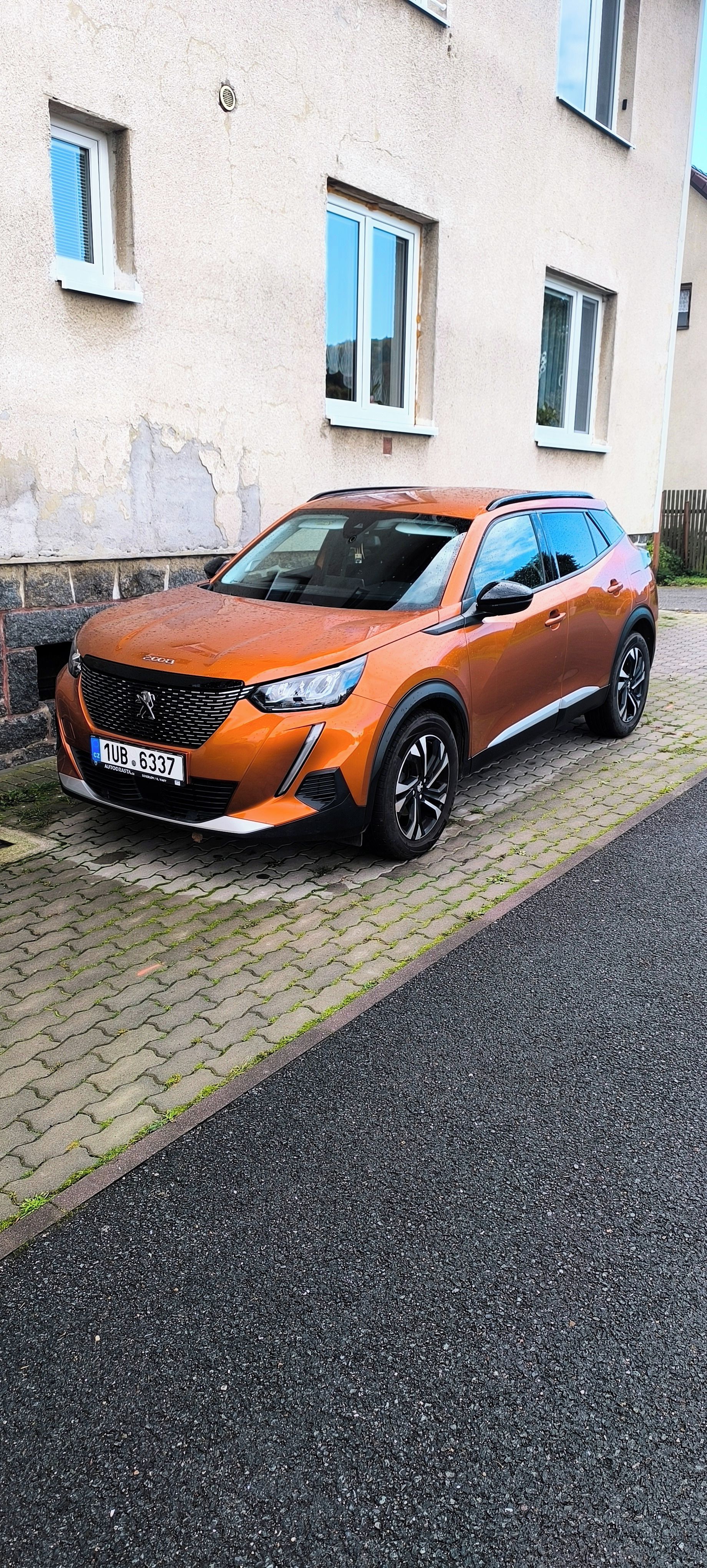 Peugeot 2008, ALLURE 1.5 BlueHDi 110
