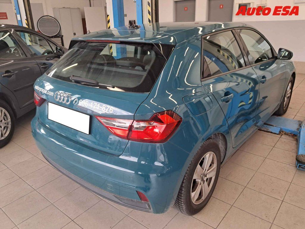 Audi A1, 1.0 i - fotka 2
