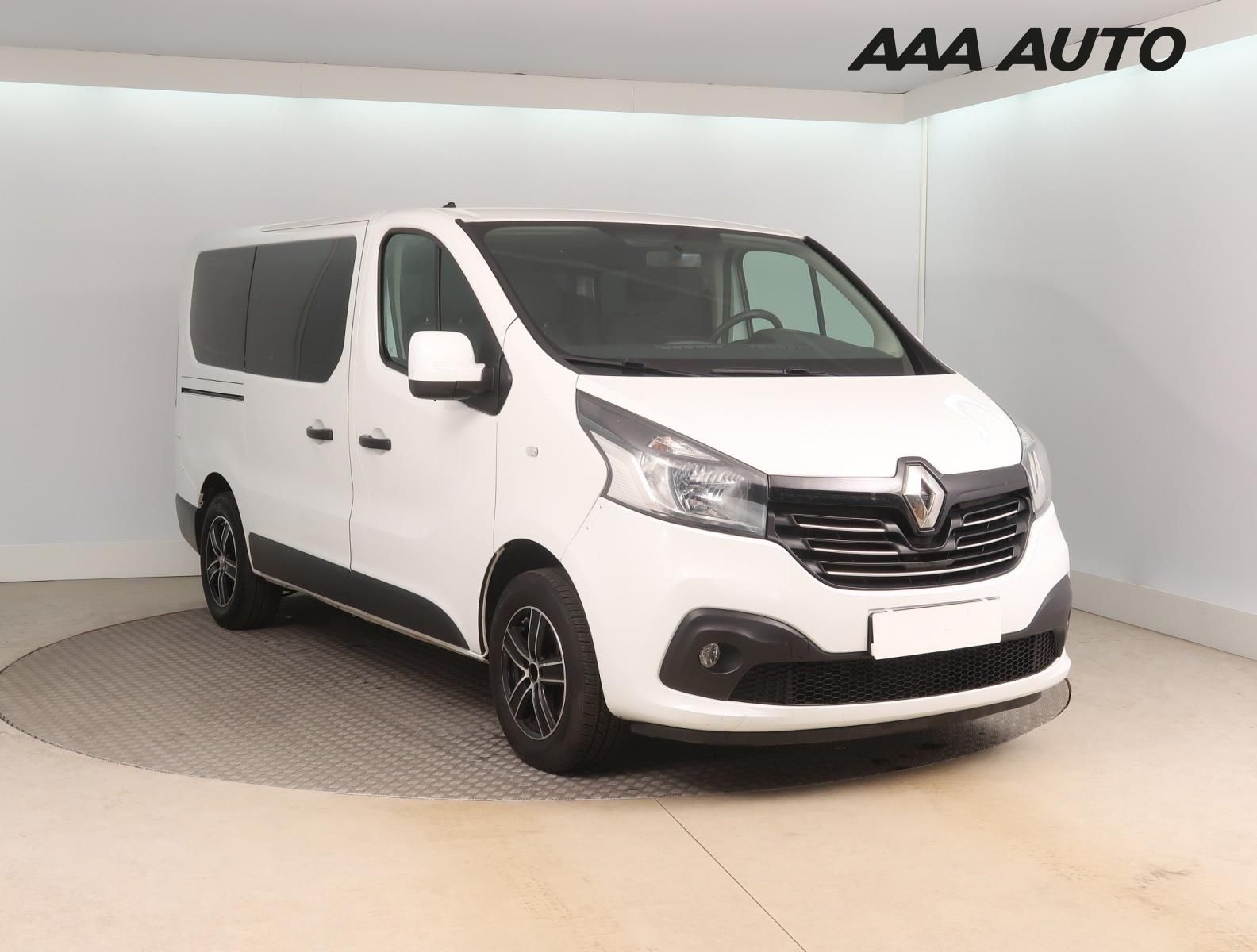 Renault Trafic, 1.6 dCi, Passenger, 9 míst
