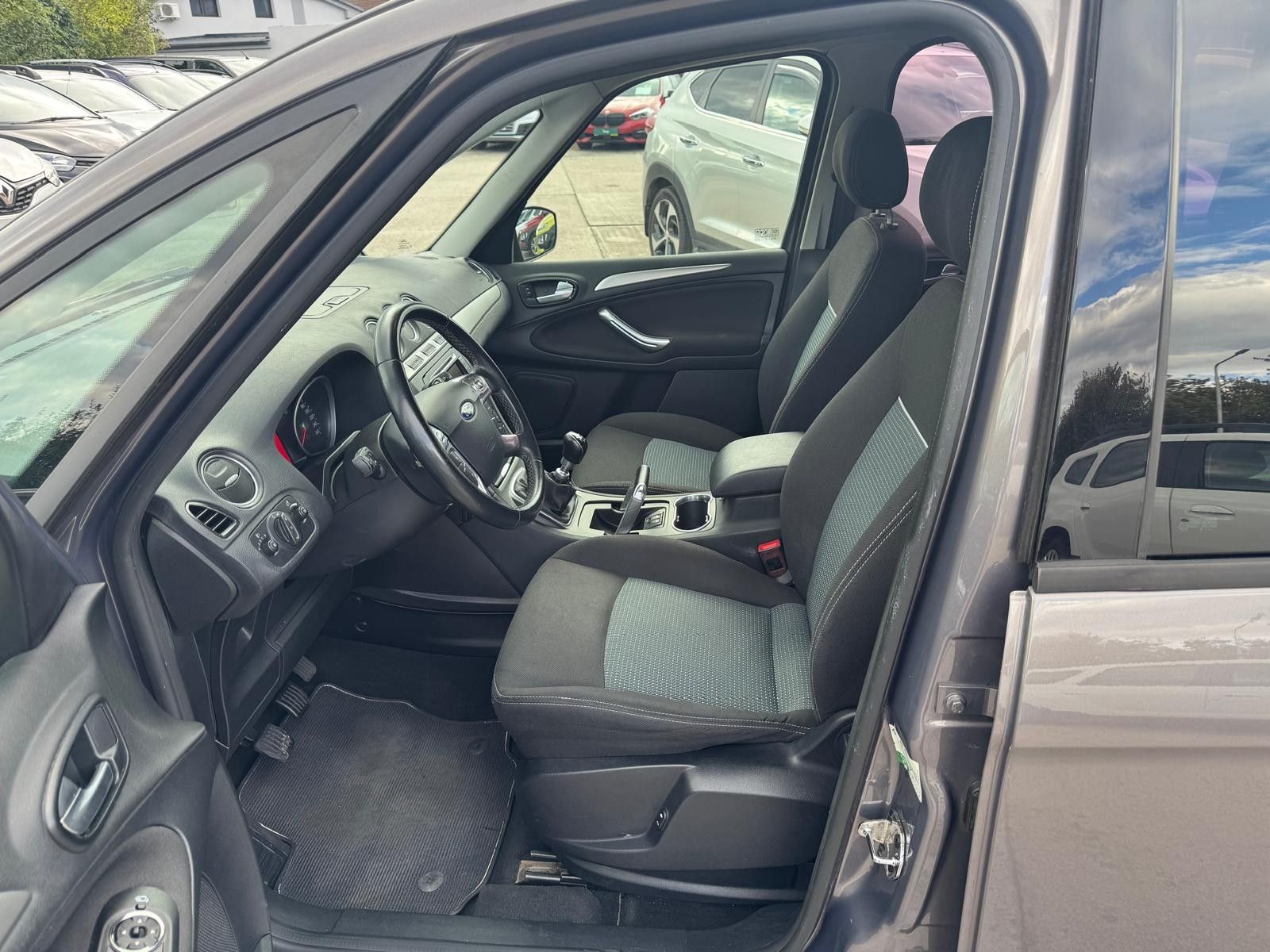 Ford Galaxy, 2.0 TDCI 120KW - fotka 6