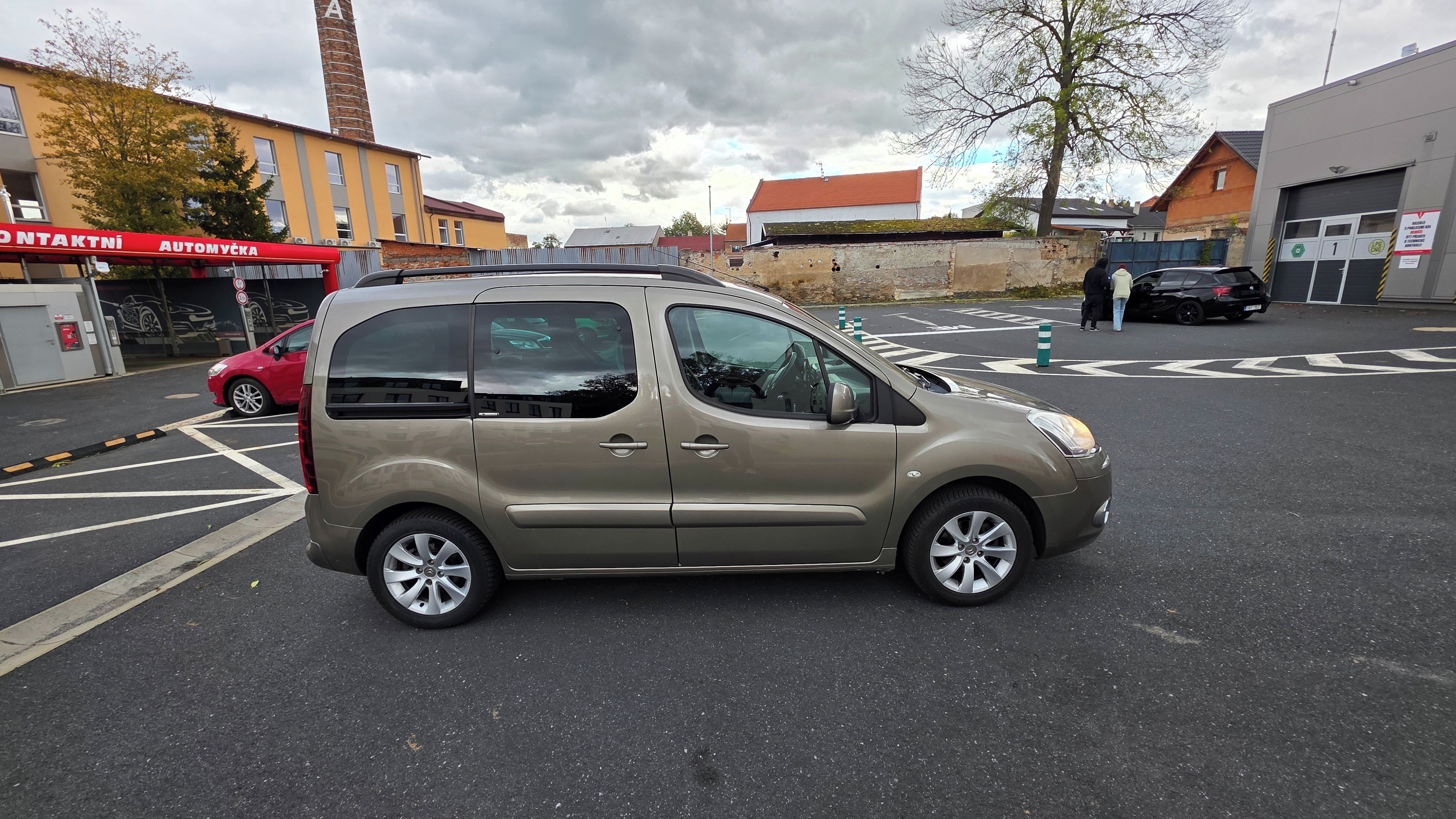 Citroën Berlingo, Citroen Berlingo 1.6 hdi - fotka 5