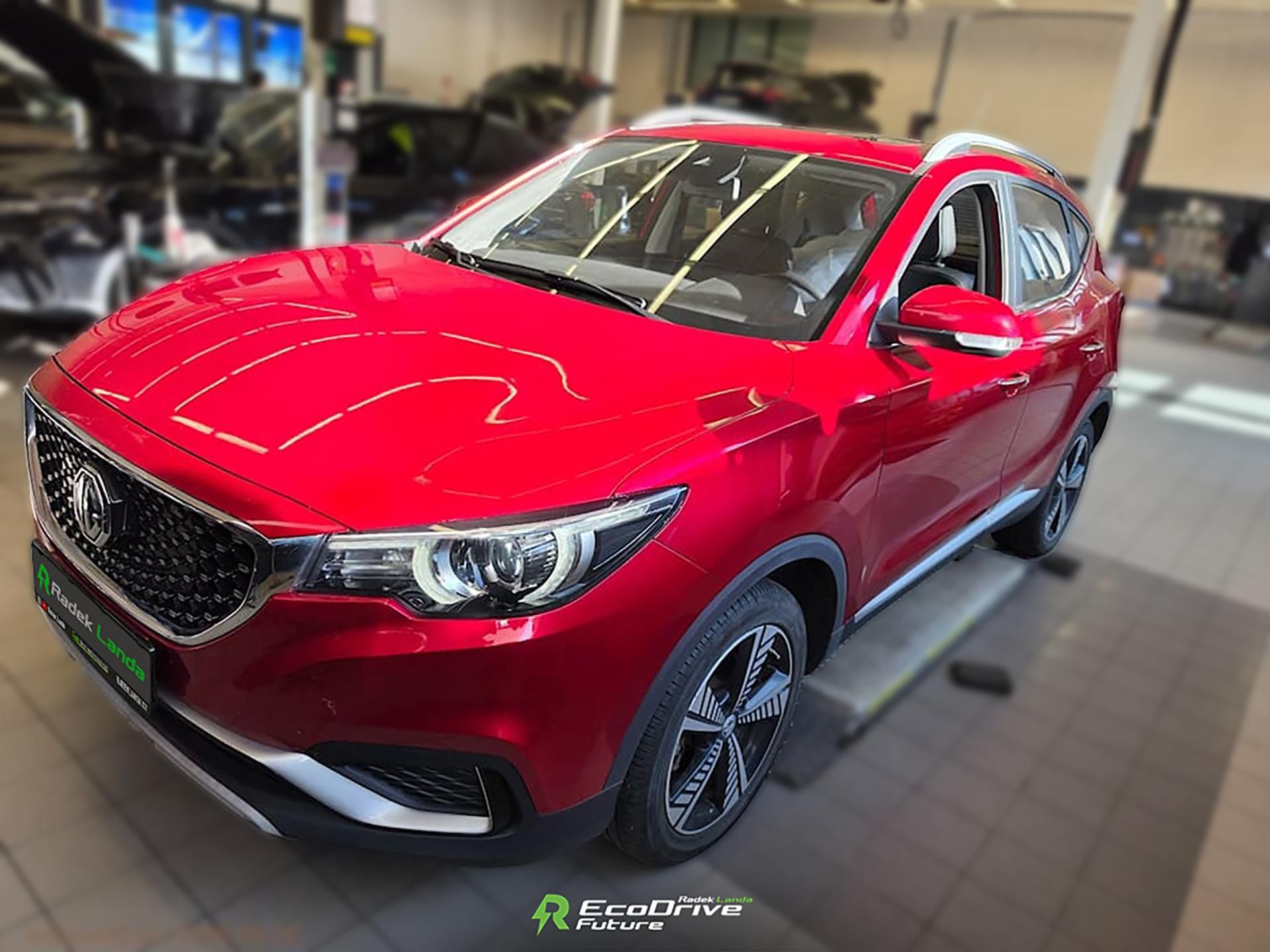 MG ZS, 44,5 kWh, FWD (143 koní) - fotka 2