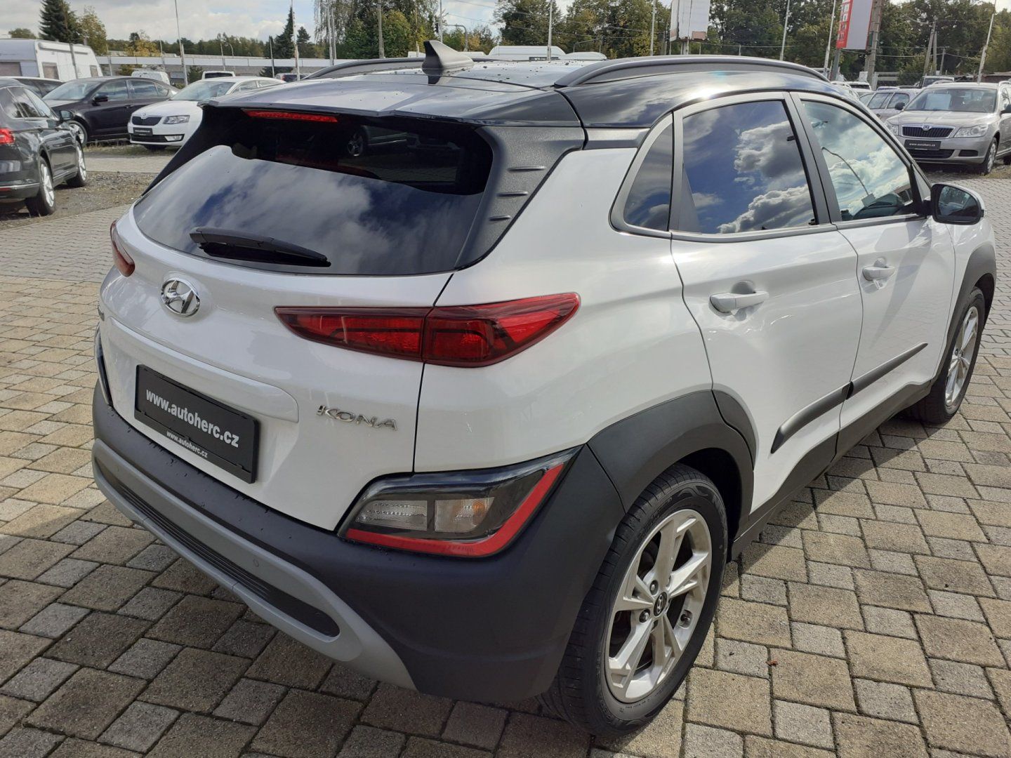 Hyundai Kona, 1.0 T-GDi 1.MAJ ČR - fotka 4