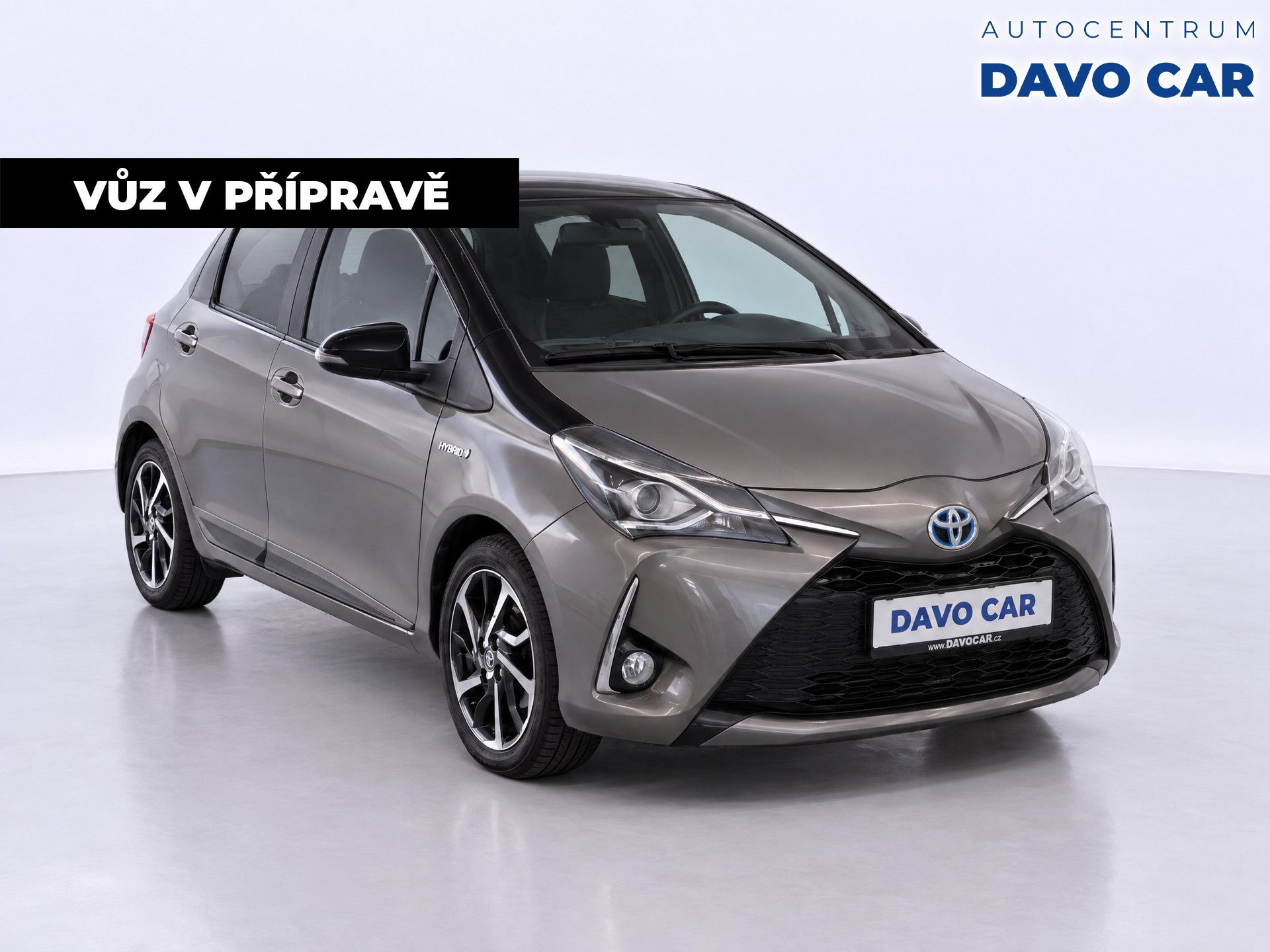 Toyota Yaris, 1,5 e-CVT 54kW Selection CZ DP - fotka 4