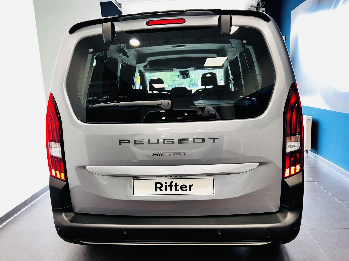 Peugeot Rifter, LONG ALLURE DIESEL 130 MAN6 - fotka 4