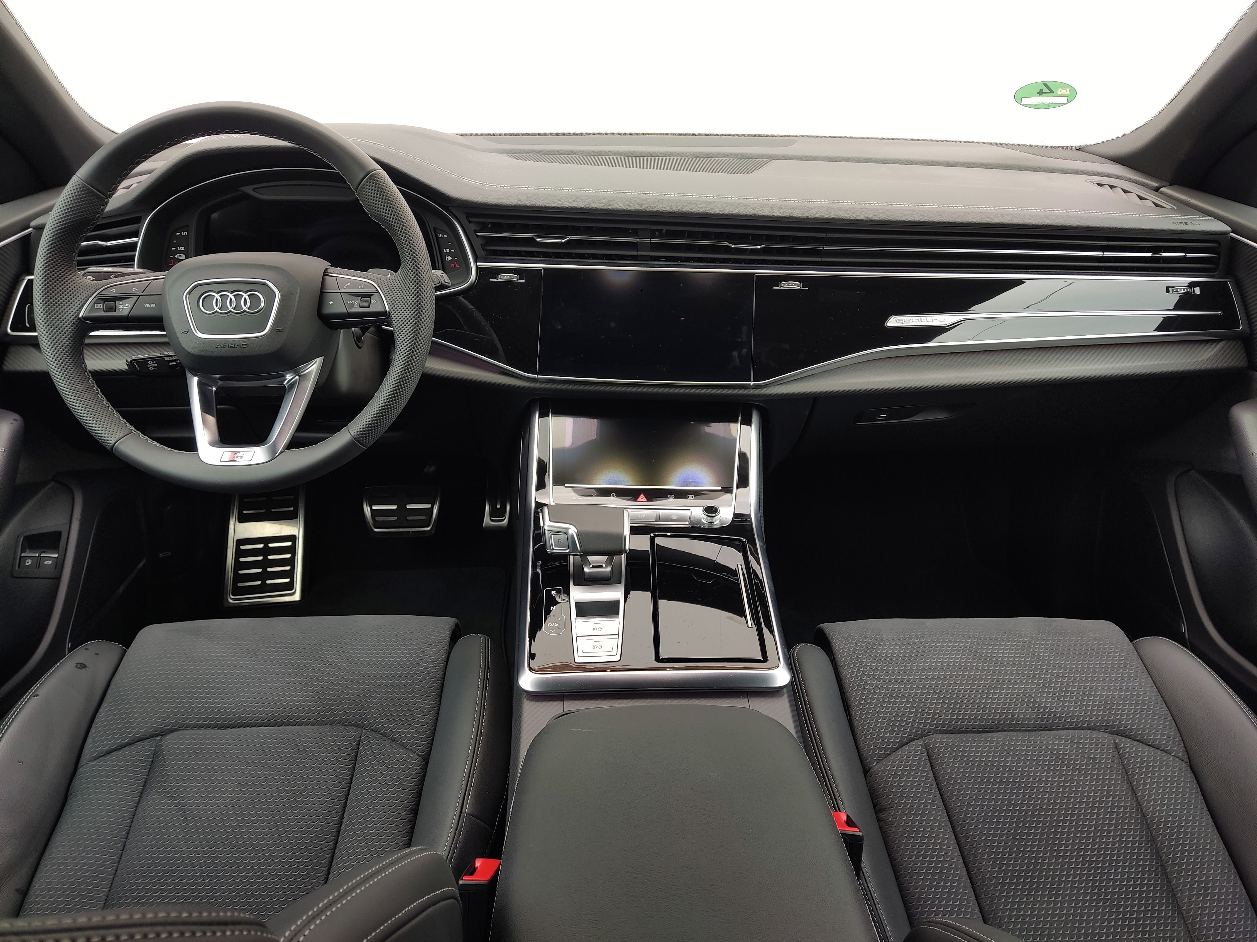 Audi Q8, TFSI PHEV 360kW S-line quattro - fotka 5