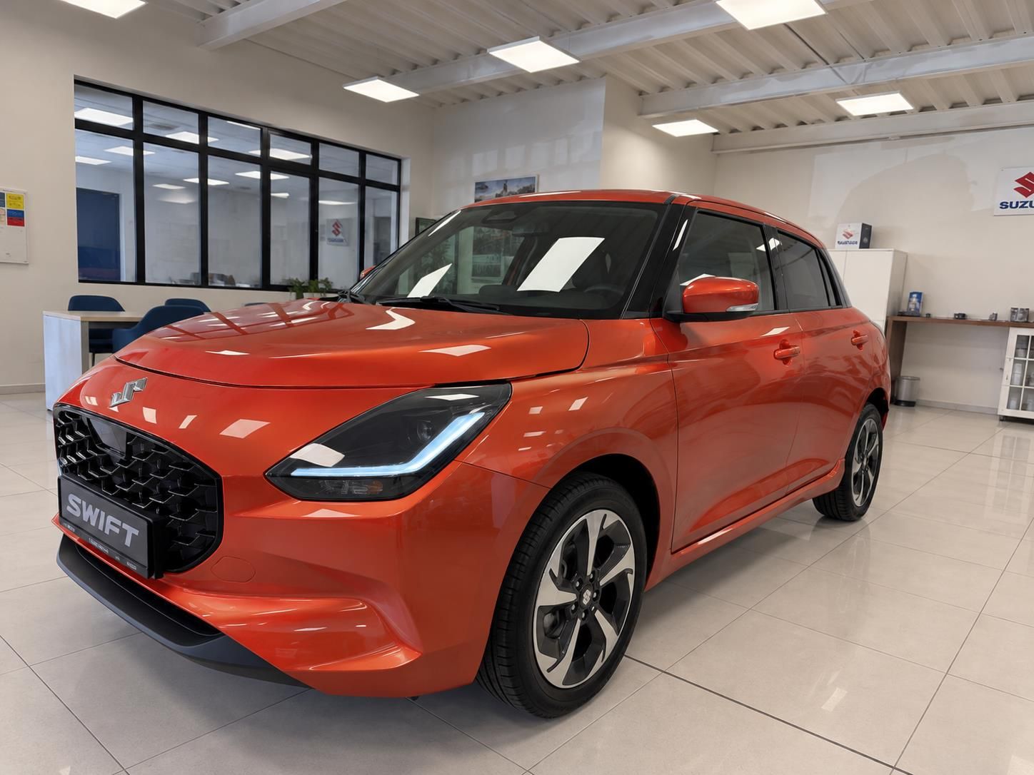 Suzuki Swift, ELEGANCE 1.2  M/T 4x4