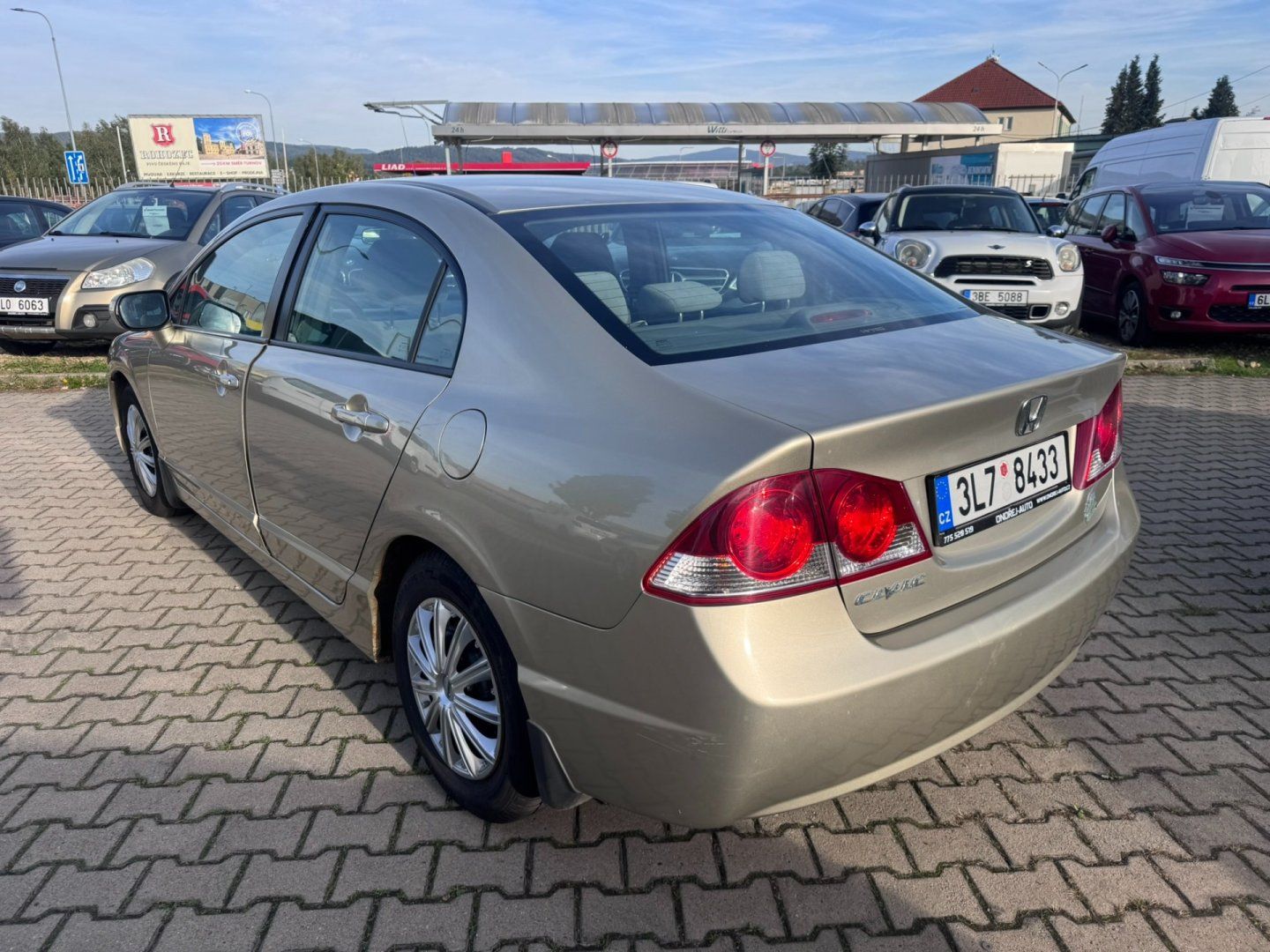 Honda Civic, 1,8 I-VTEC 103 KW KILOMETRY - fotka 4