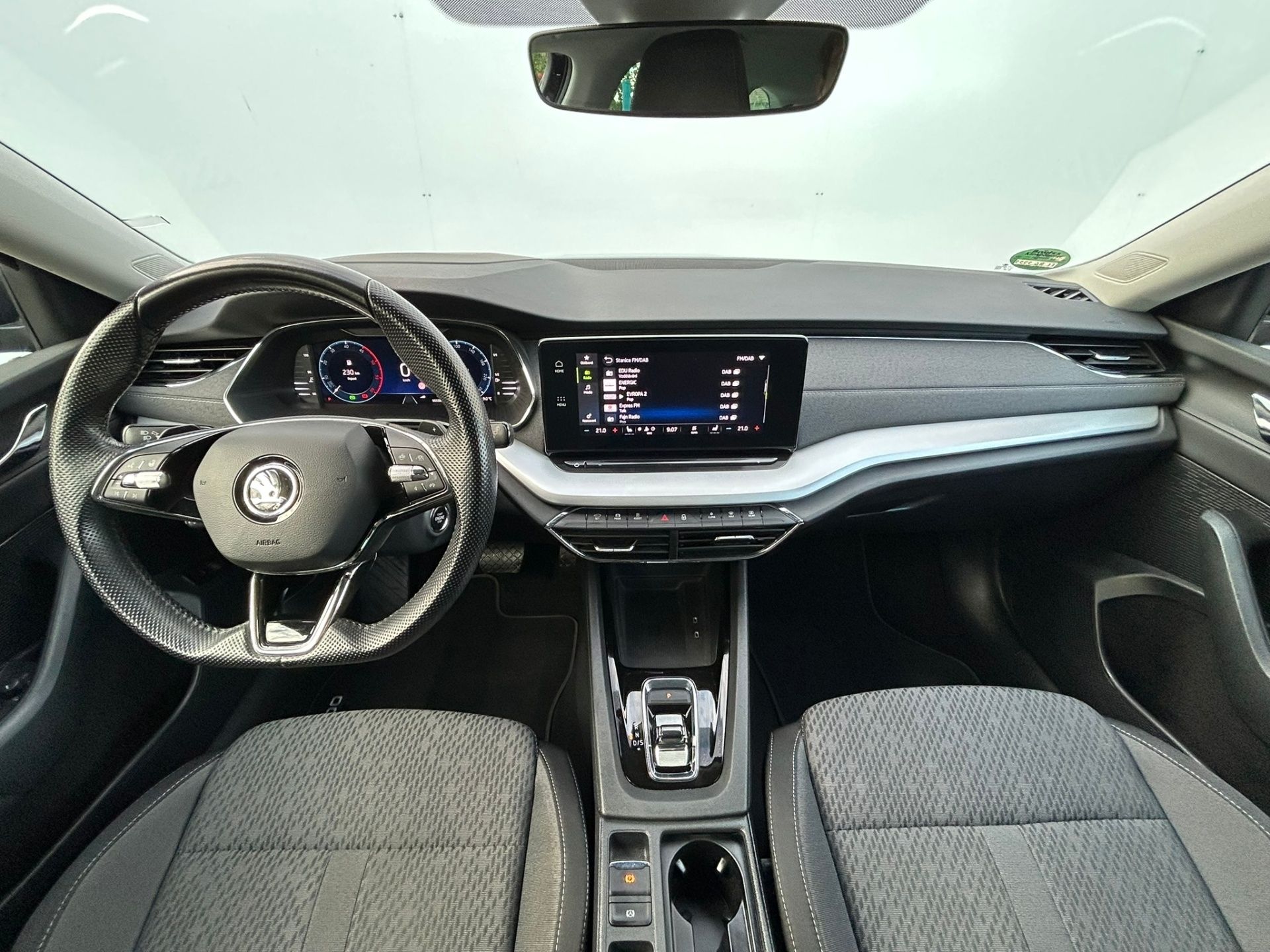 Škoda Octavia, 2.0 TDI DSG TAŽNÉ Head-up disp - fotka 5