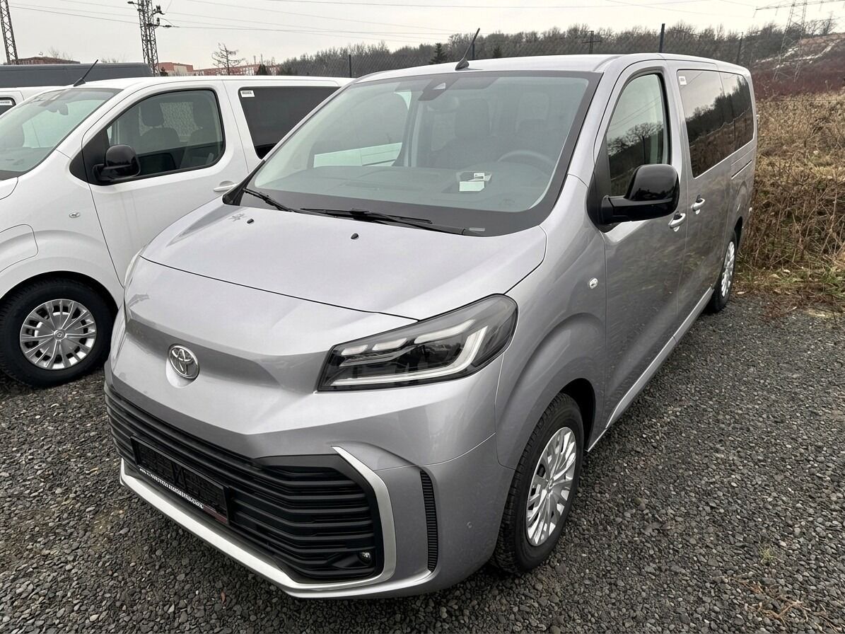 Toyota Proace Verso, 2,2 L2 Business + Mobility - fotka 3