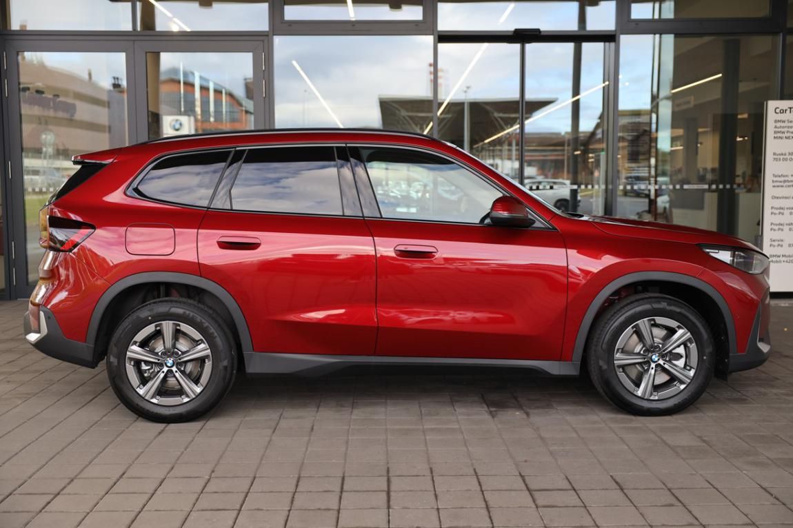 BMW X1, xDrive23d - fotka 4