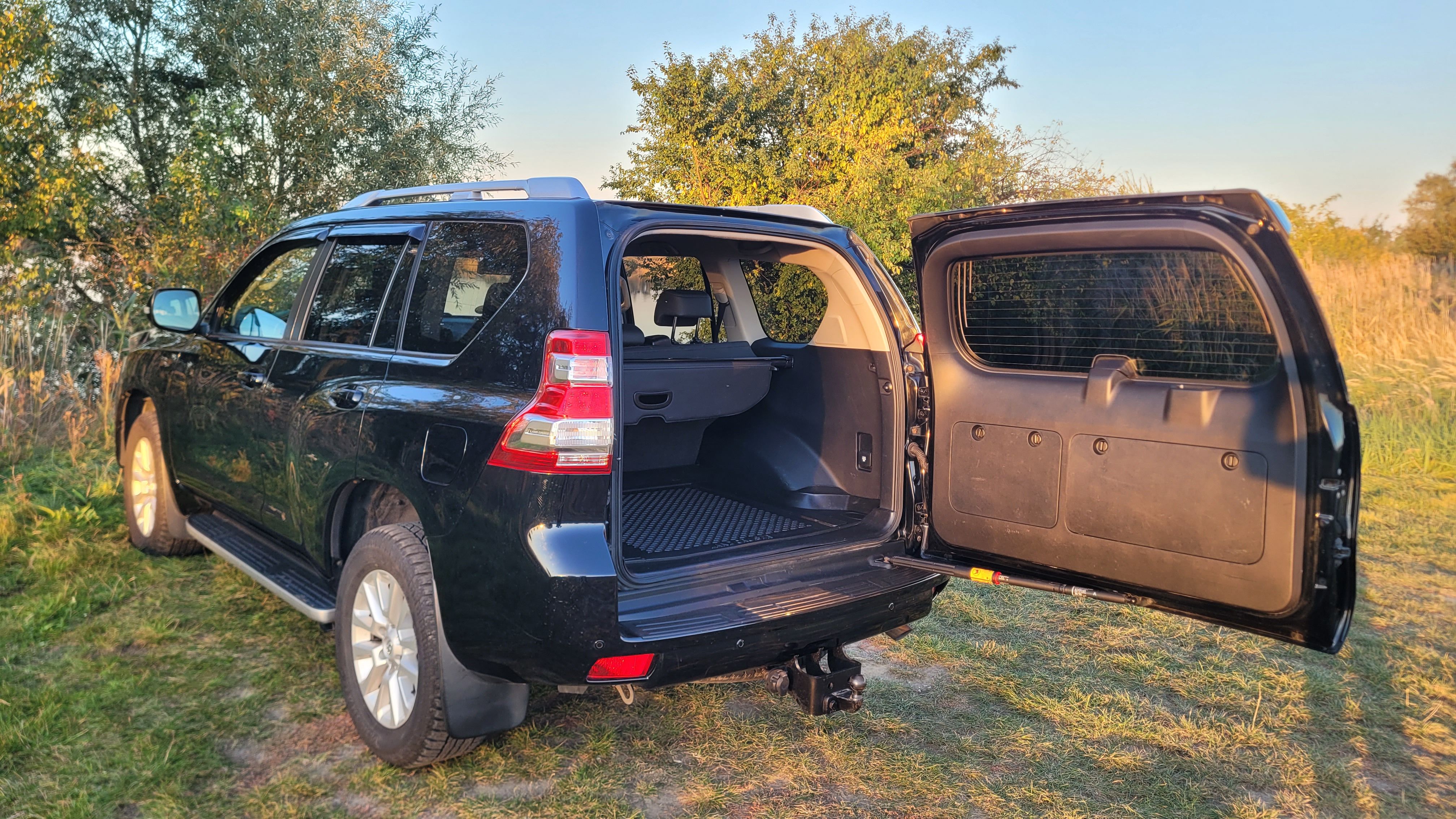 Toyota Land Cruiser, 150 2.8 D-4D ČR Executive VIP - fotka 5