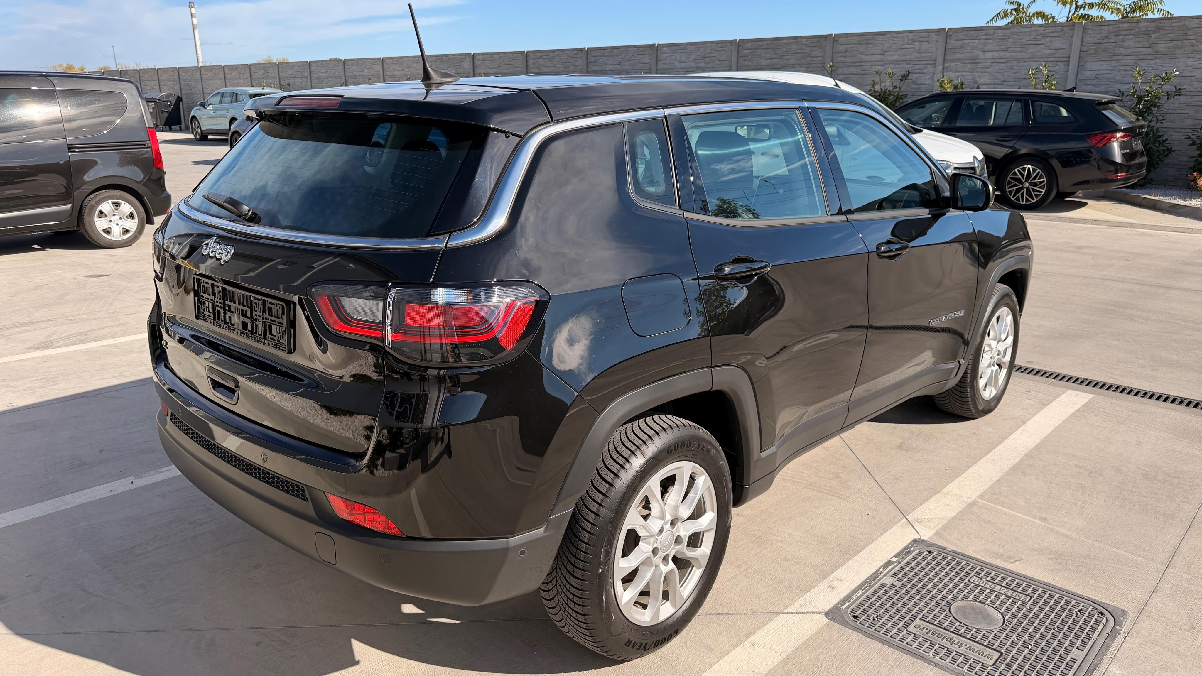 Jeep Compass, Jeep Compass 1.5 Mild hybrid - fotka 6