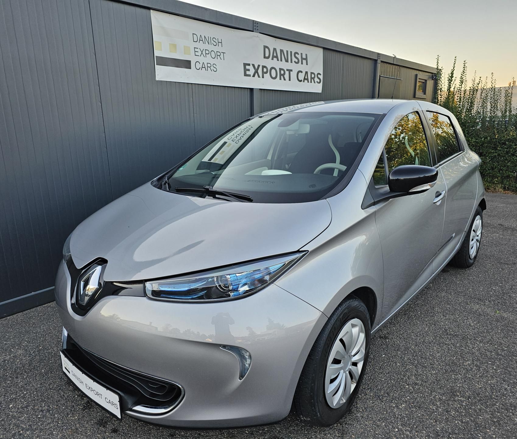 Renault ZOE, NAVI,2xKOLA,SERVISKA