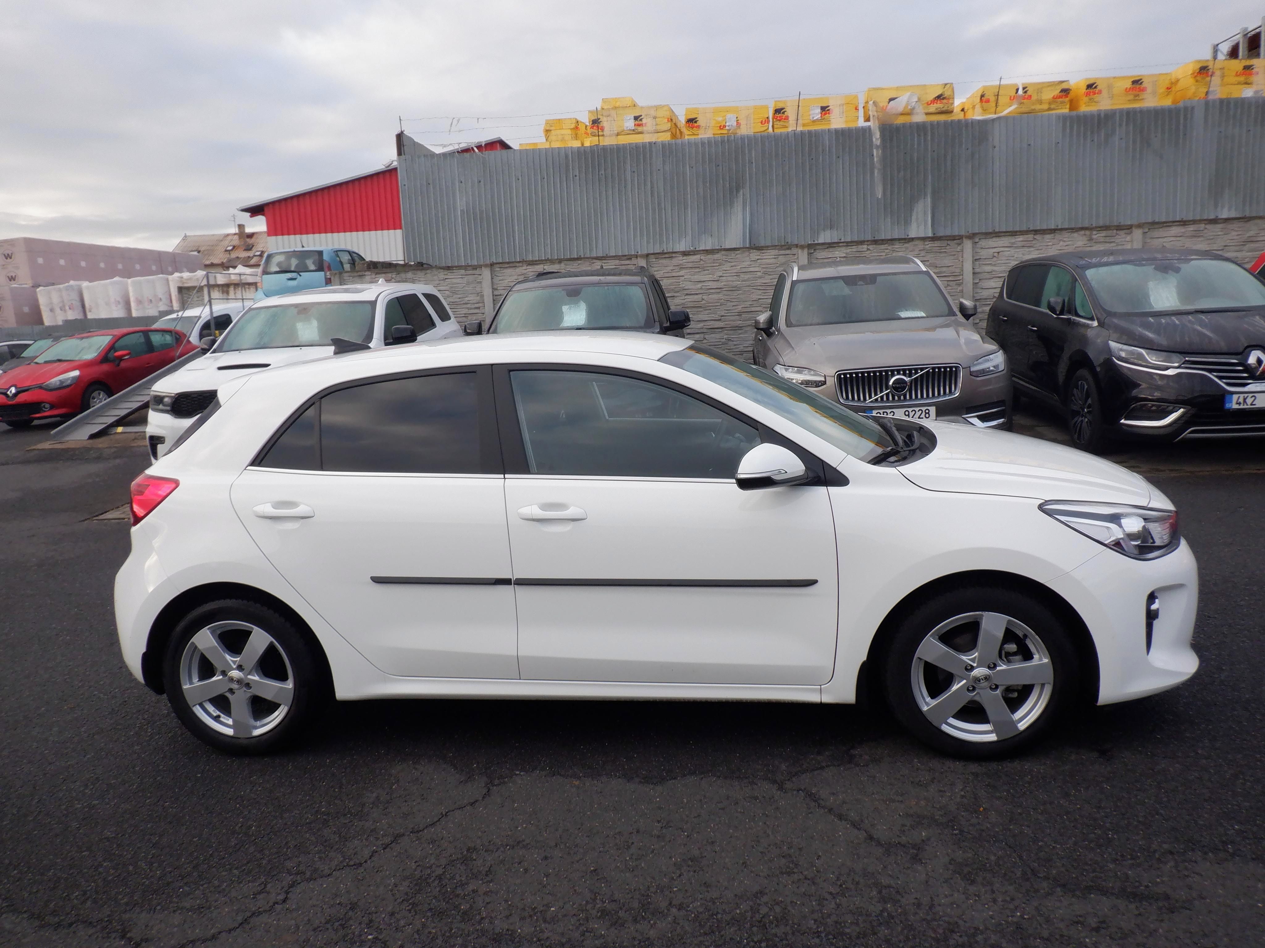 Kia Rio, 1.4 CVVT Exclusive,1.maj.ČR - fotka 4
