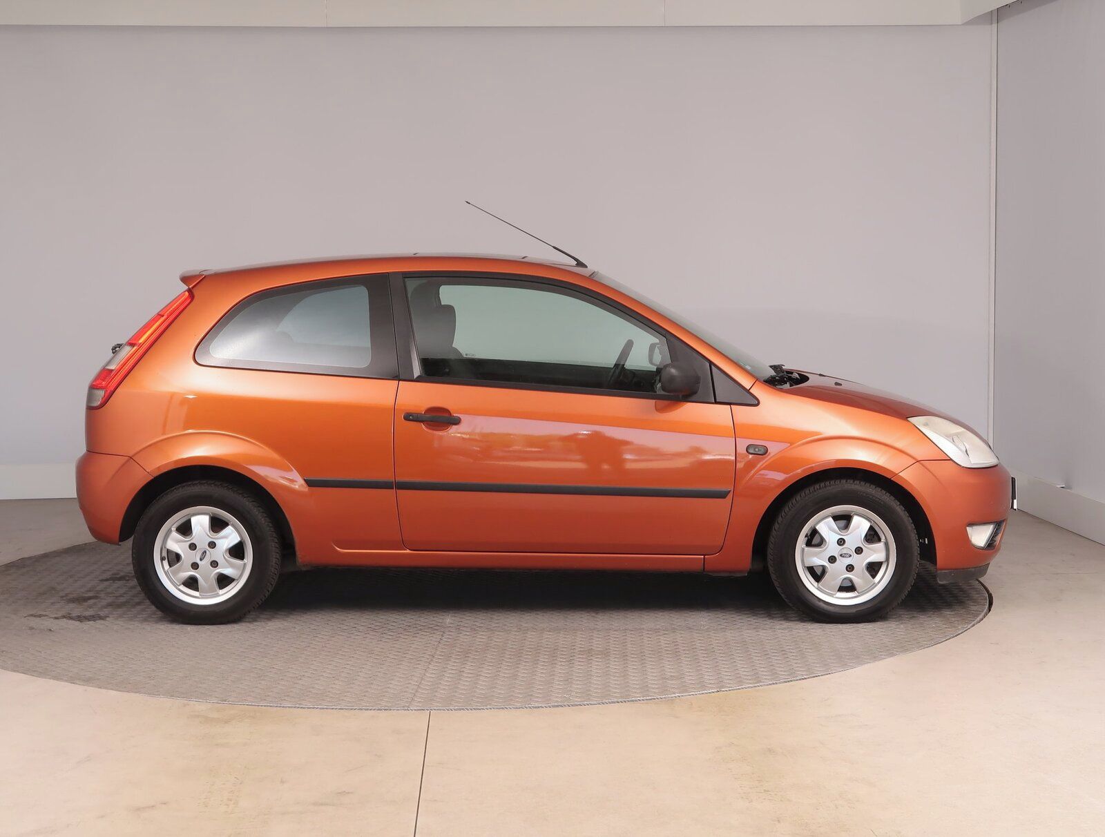 Ford Fiesta, 1.6 16V, za dobrou cenu - fotka 6