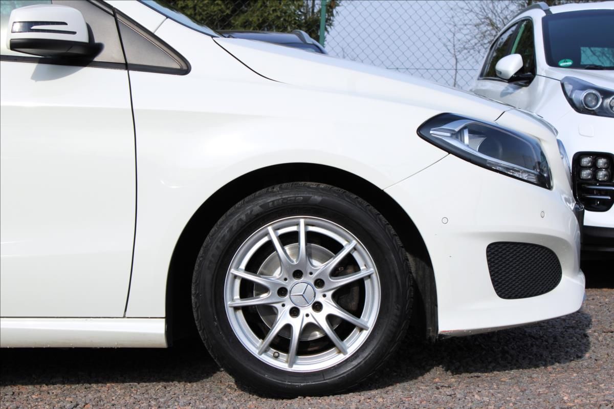 Mercedes-Benz Třídy B, 180d NAVI, serviska,MANUAL - fotka 6