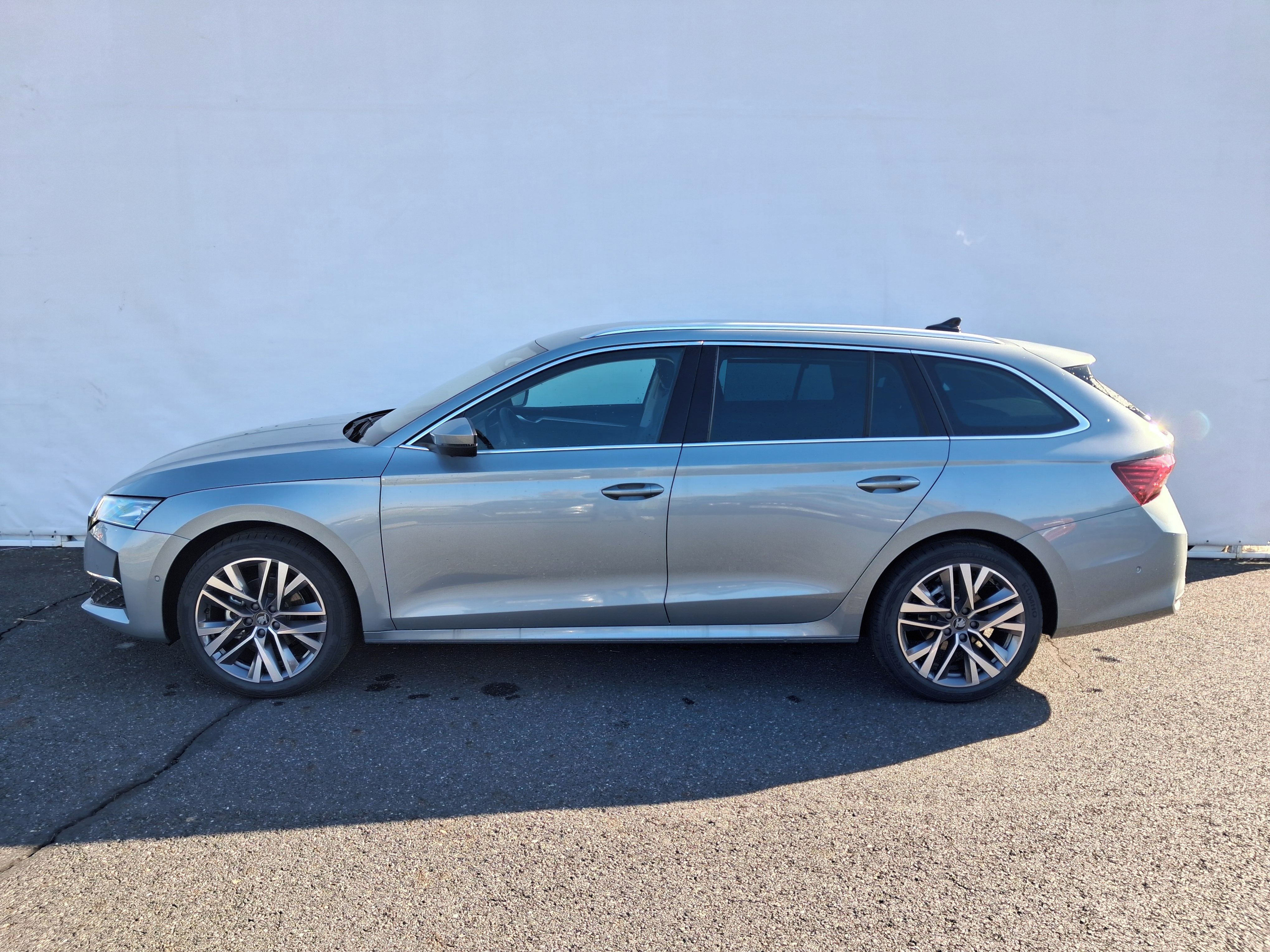 Škoda Octavia, 1.5 TSI DSG m-HEV - fotka 4