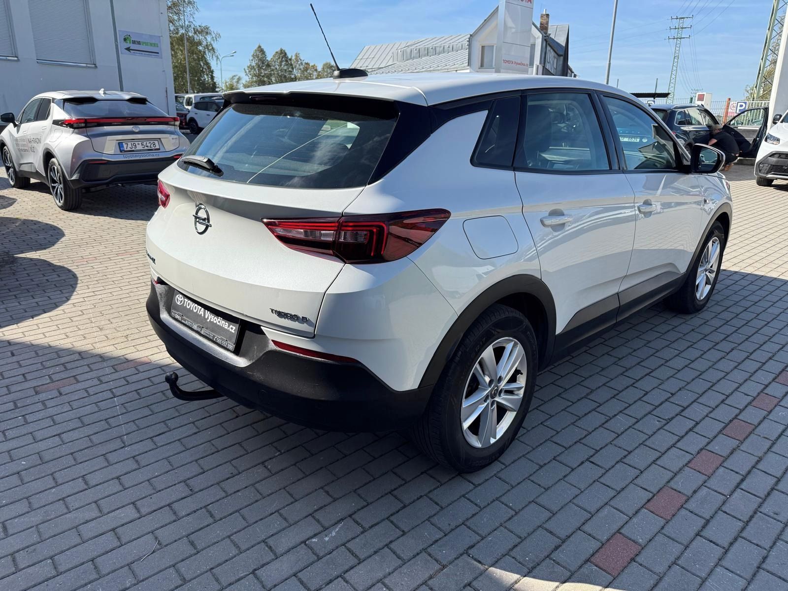 Opel Grandland X, 1.6Diesel - fotka 4